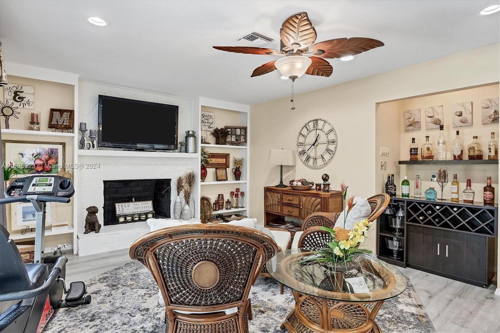 Lake Suzy Estates - Residential