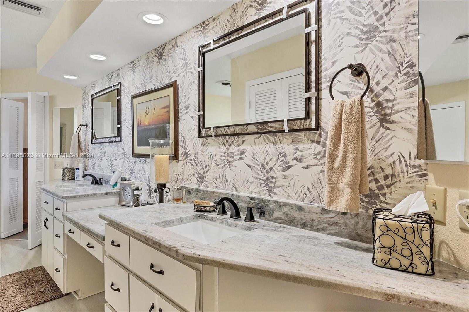 Lake Suzy Estates - Residential