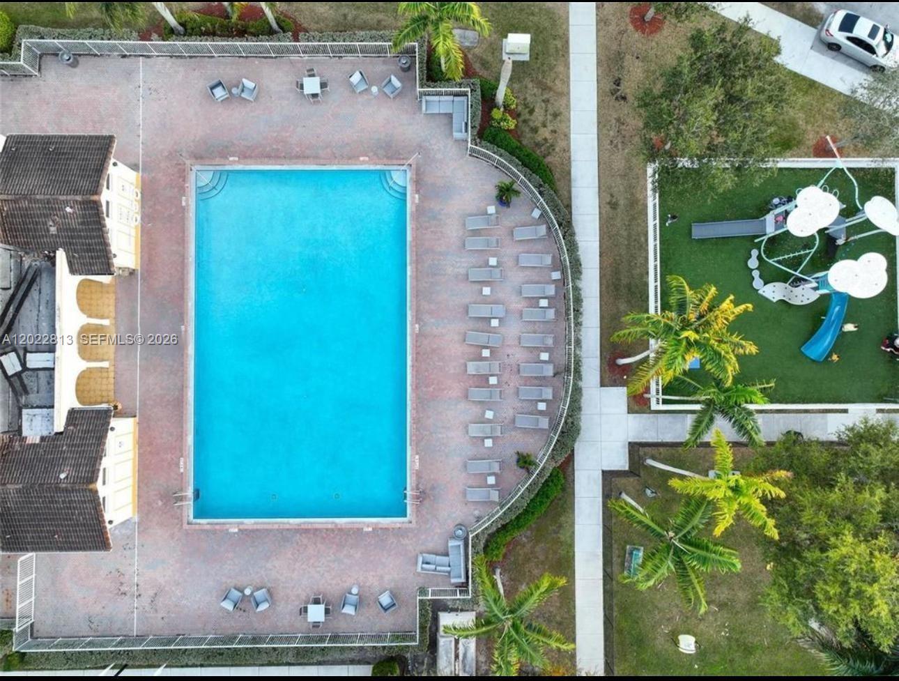 TOWNS AT SEASCAPE - Residential