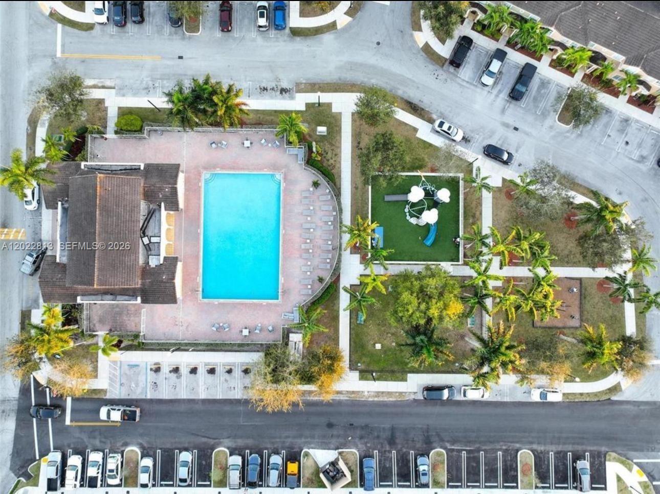 TOWNS AT SEASCAPE - Residential