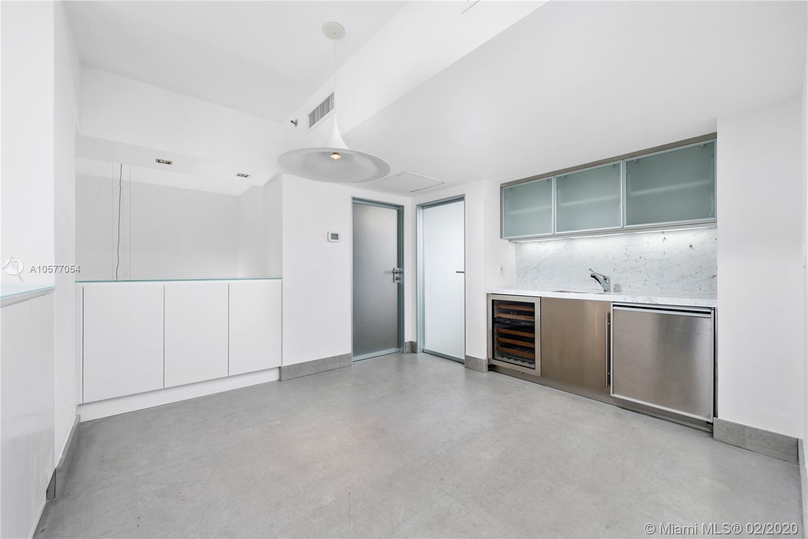 OCEAN TOWER ONE CONDO - Residential