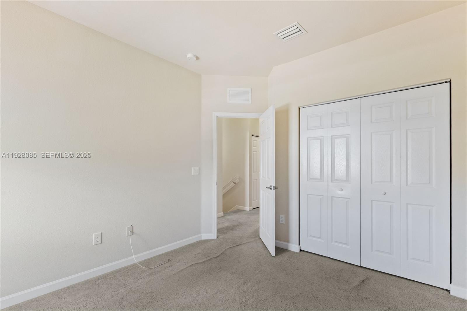 DORAL BREEZE - Residential