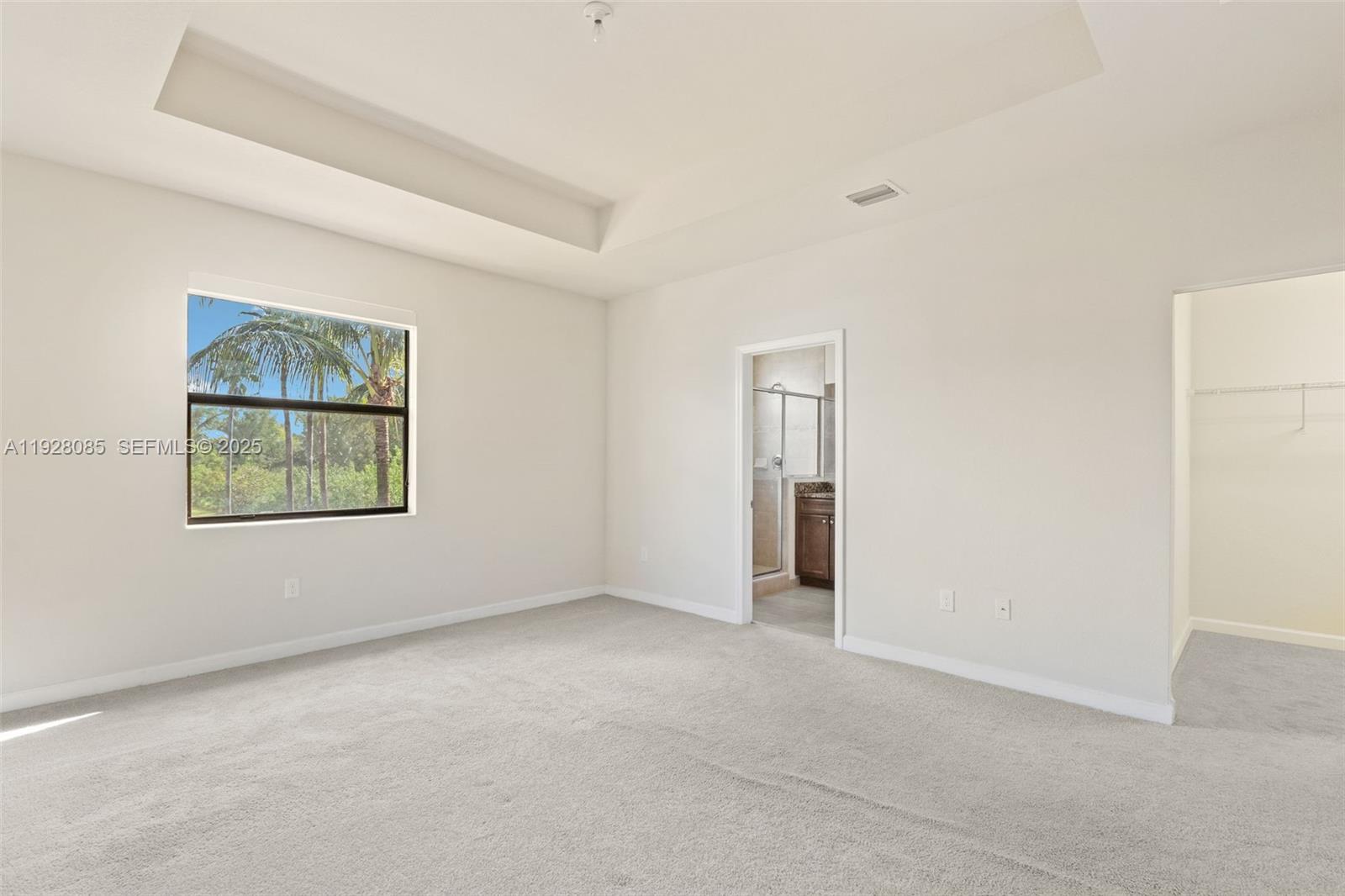 DORAL BREEZE - Residential