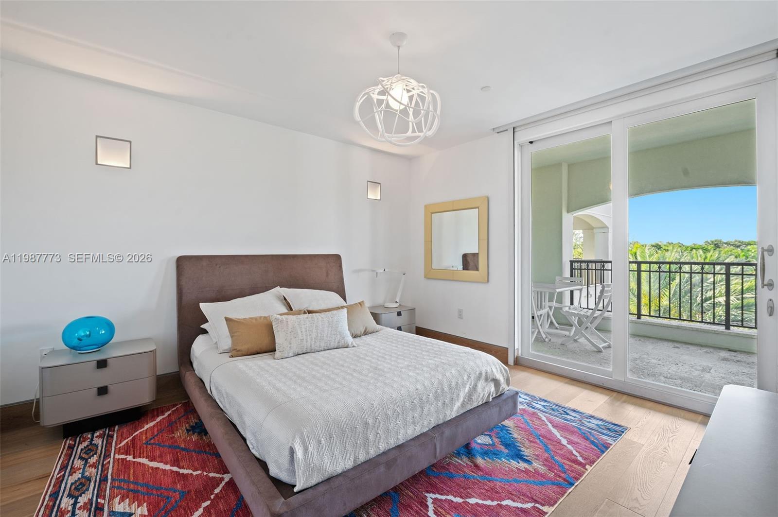 RESIDENCES AT VIZCAYA CON - Residential