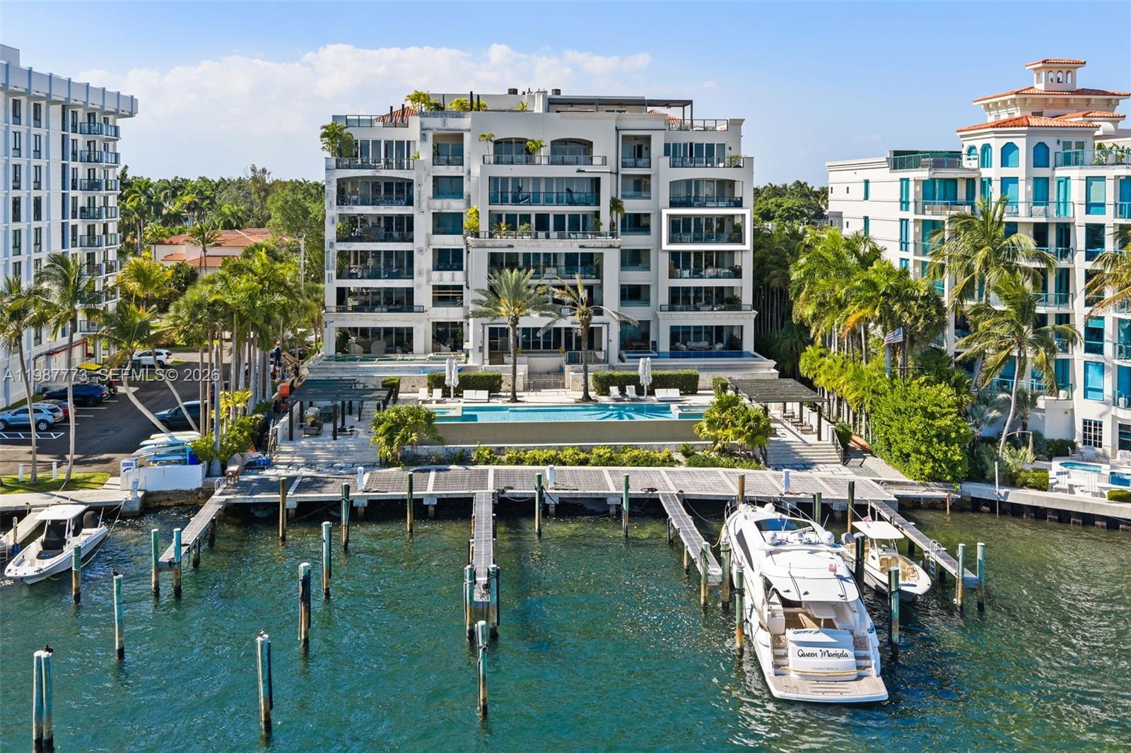 RESIDENCES AT VIZCAYA CON - Residential