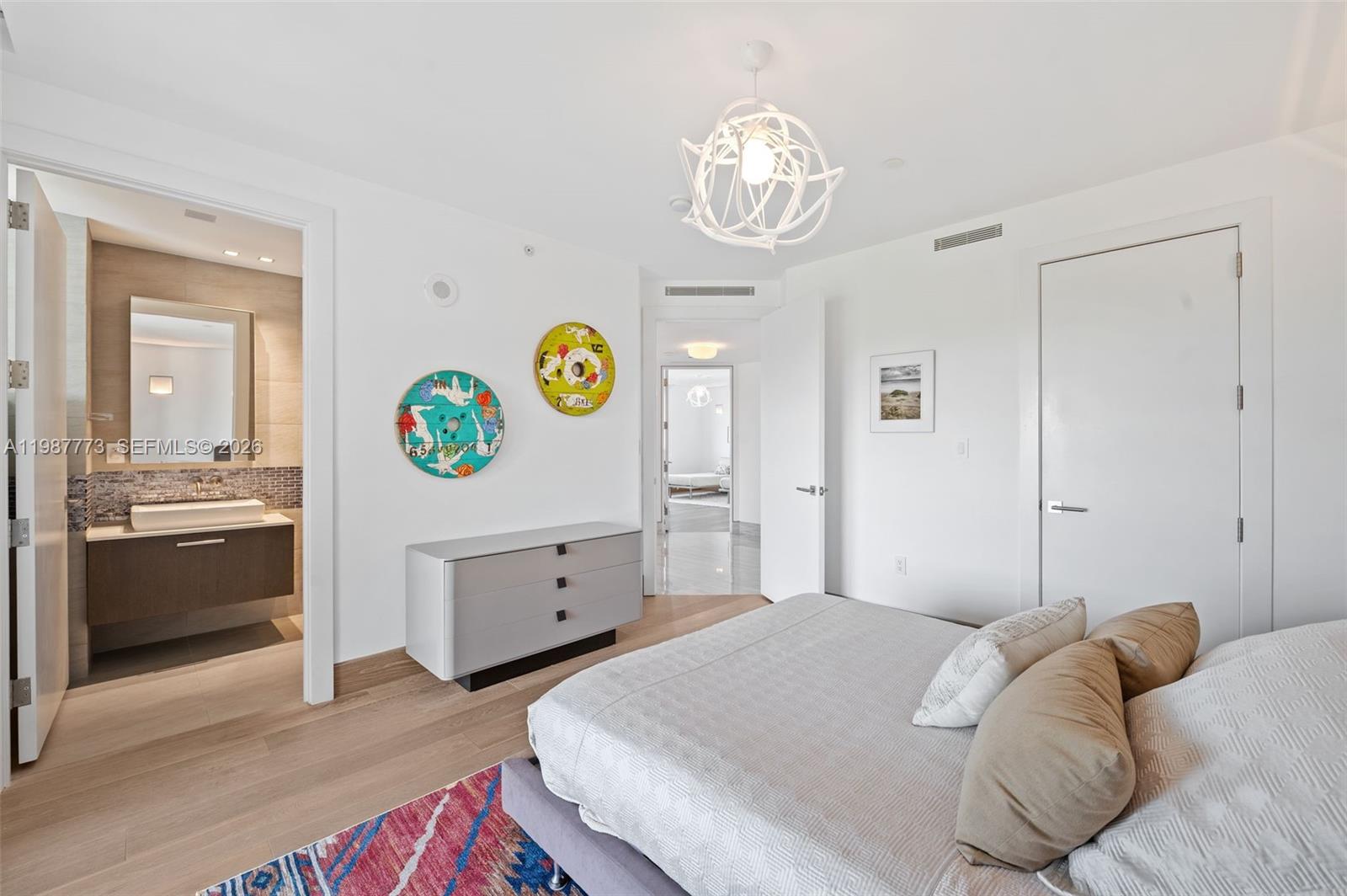 RESIDENCES AT VIZCAYA CON - Residential