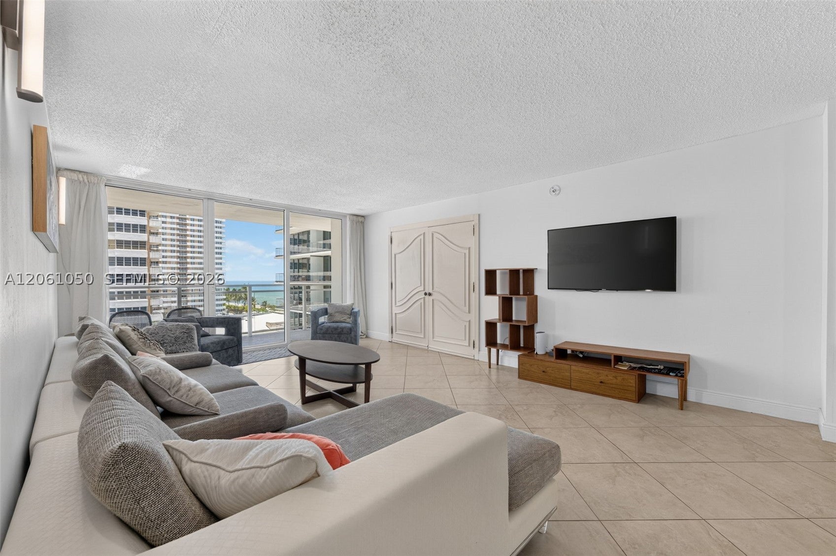 2030 S Ocean Dr 723