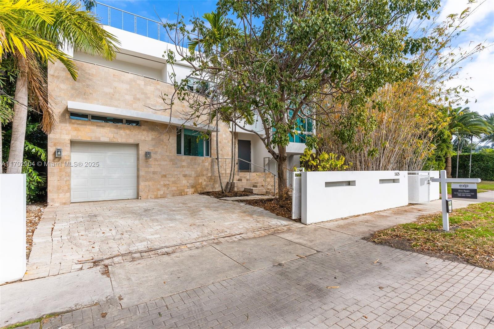 Property for Sale at 5625 N Bay Rd, Miami Beach, Miami-Dade County, Florida - Bedrooms: 4 
Bathrooms: 5  - $5,000,000