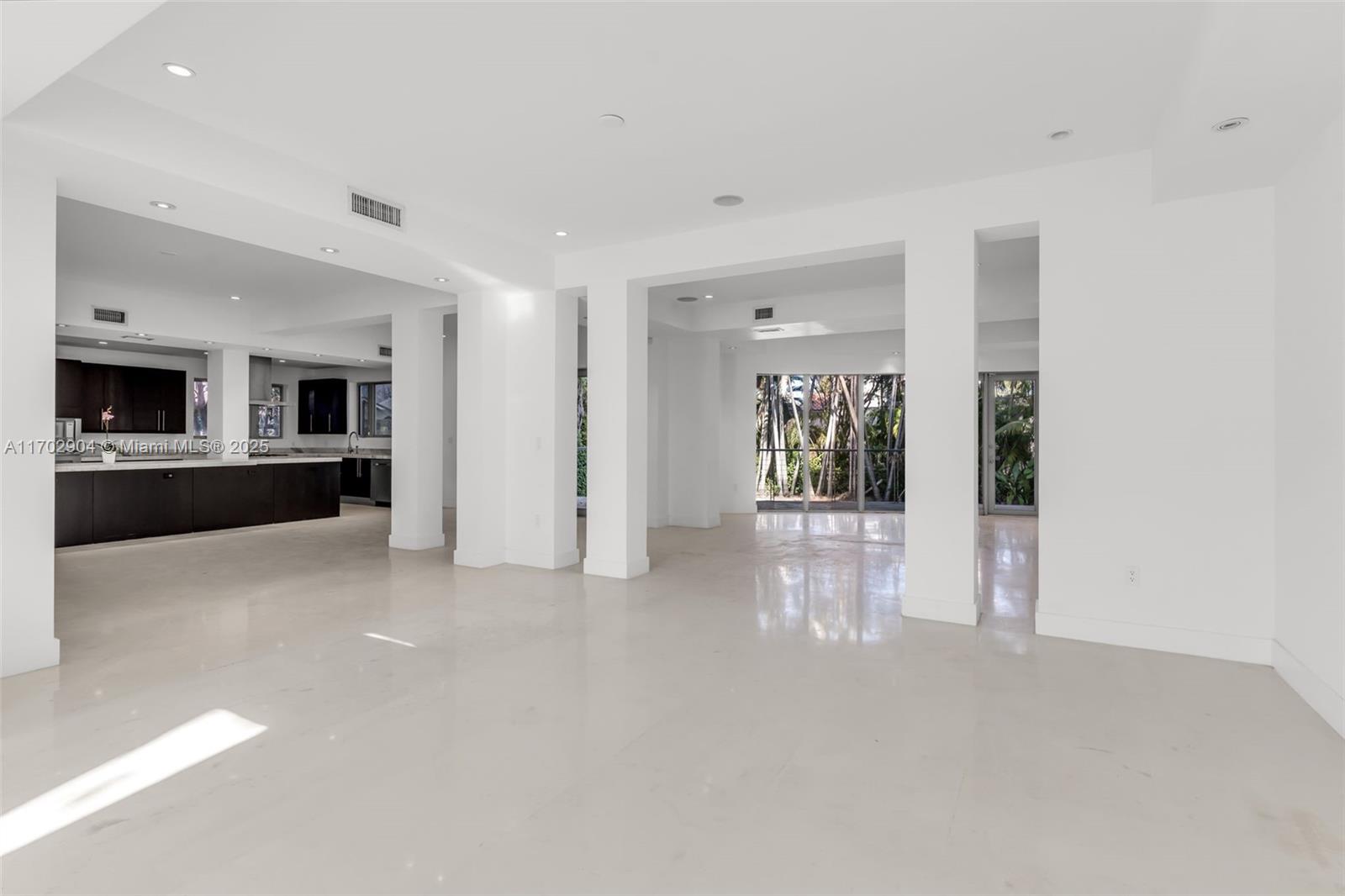 LA GORCE GOLF SUB - Residential