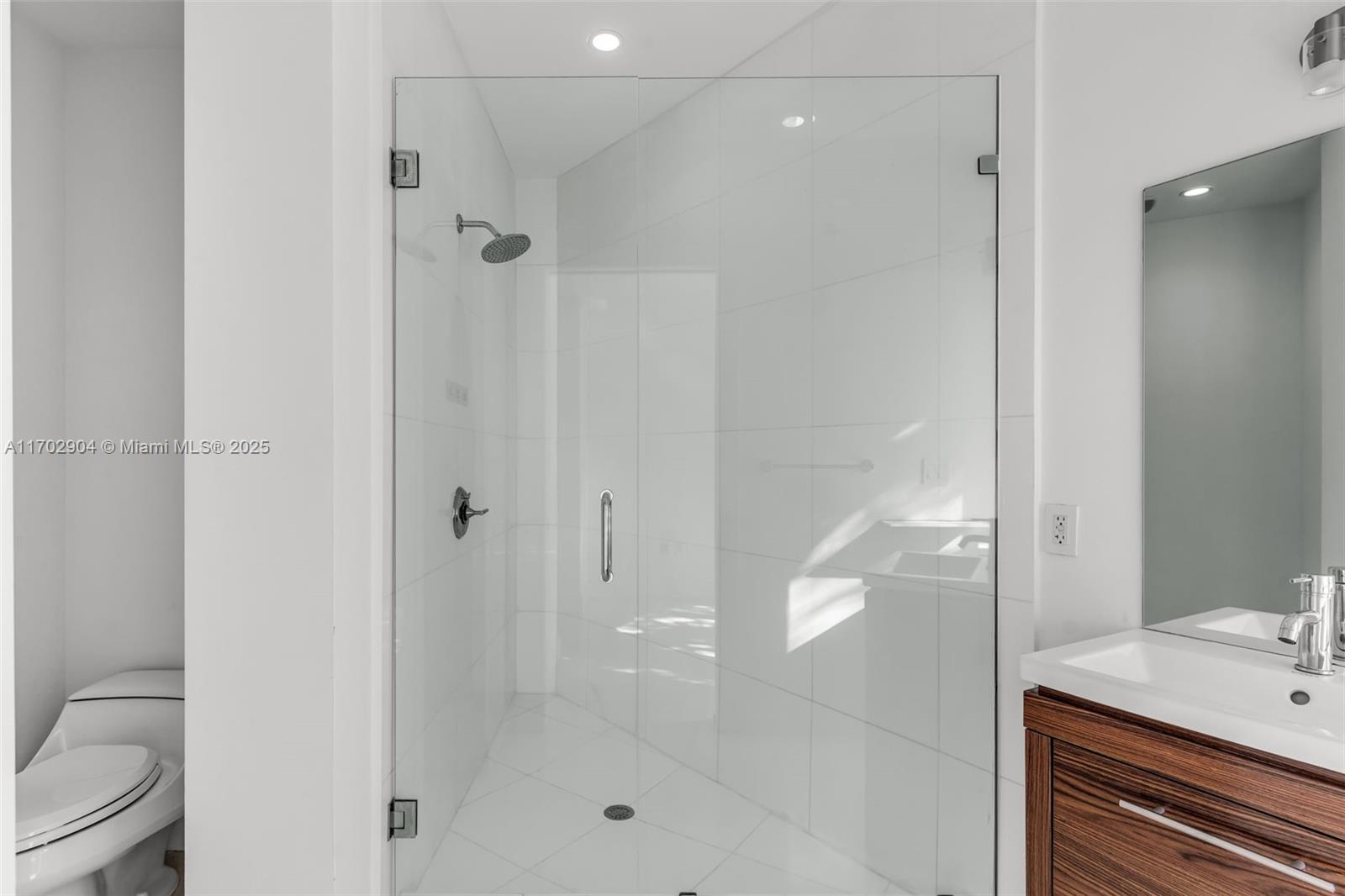 LA GORCE GOLF SUB - Residential