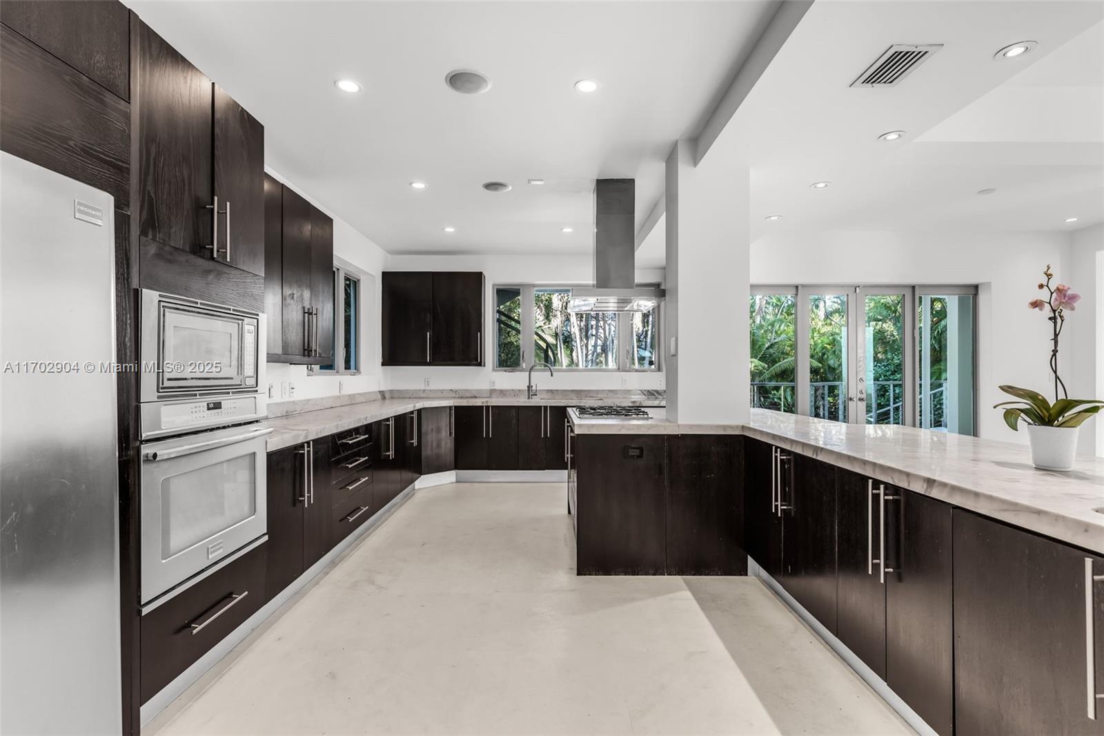 LA GORCE GOLF SUB - Residential
