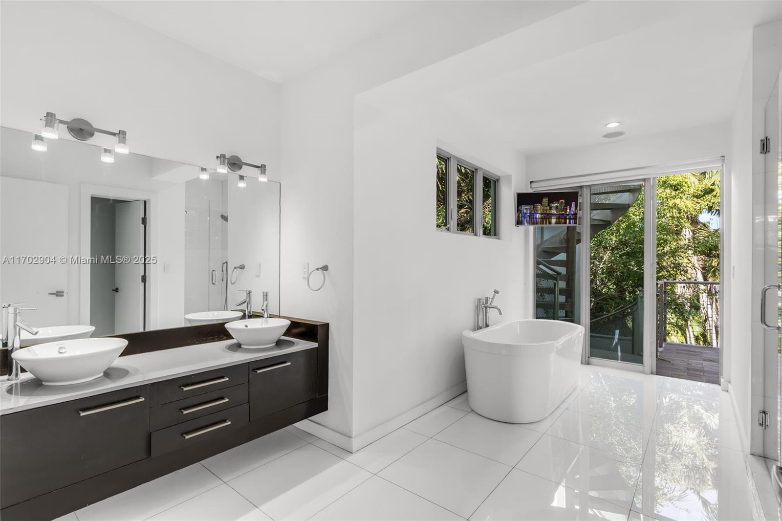 LA GORCE GOLF SUB - Residential