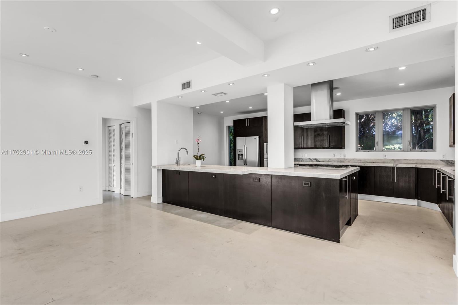 LA GORCE GOLF SUB - Residential