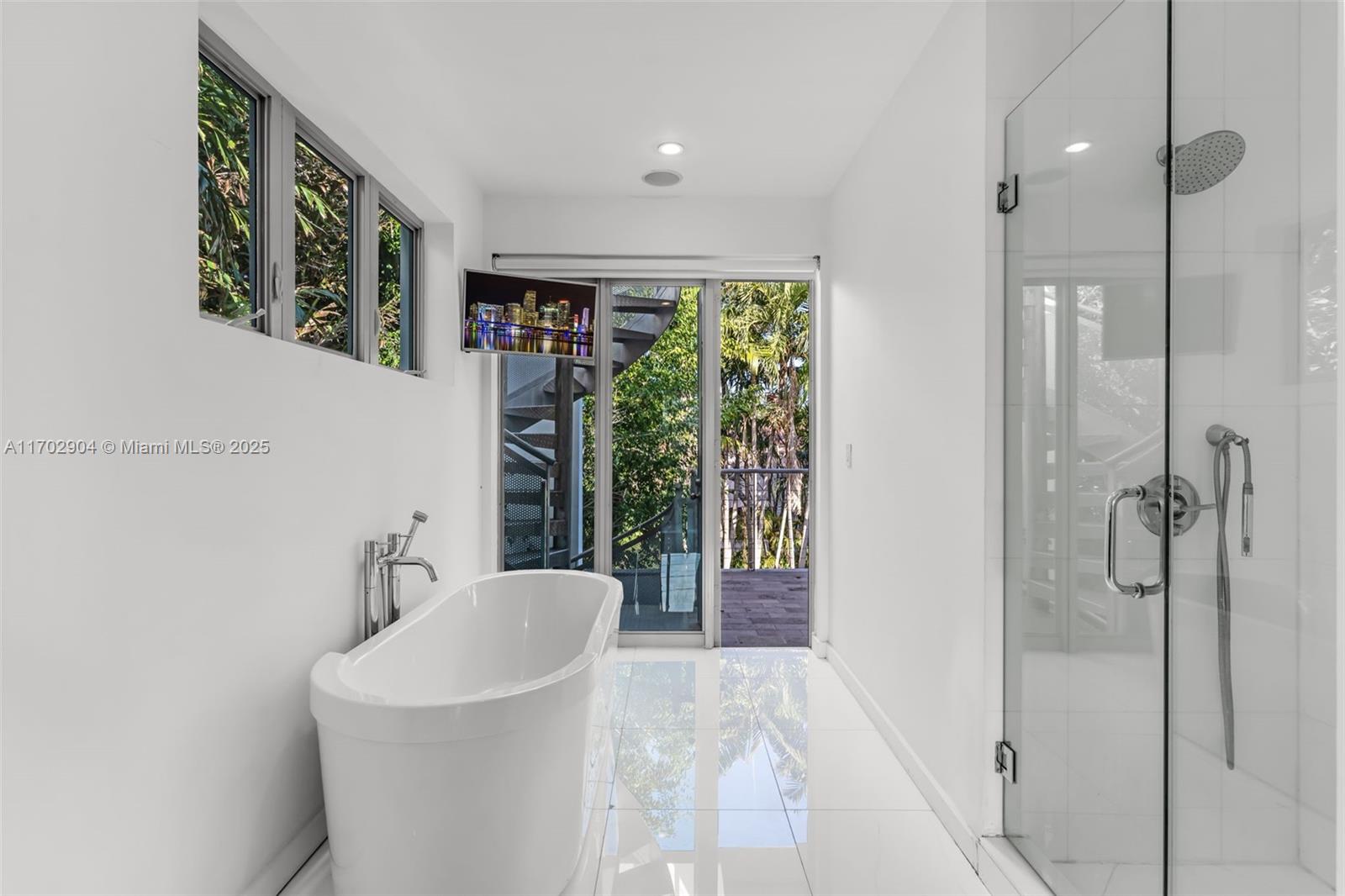 LA GORCE GOLF SUB - Residential