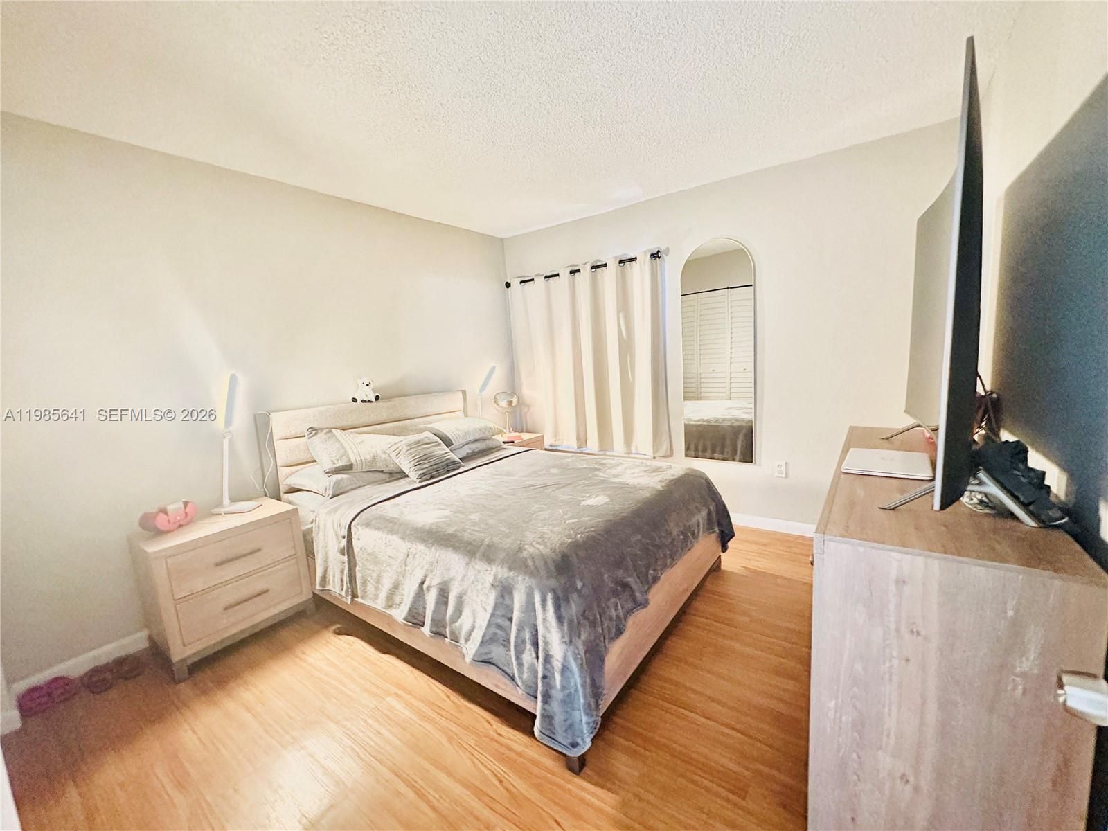 LAKEVIEW GARDENS AT MIAMI - Residential