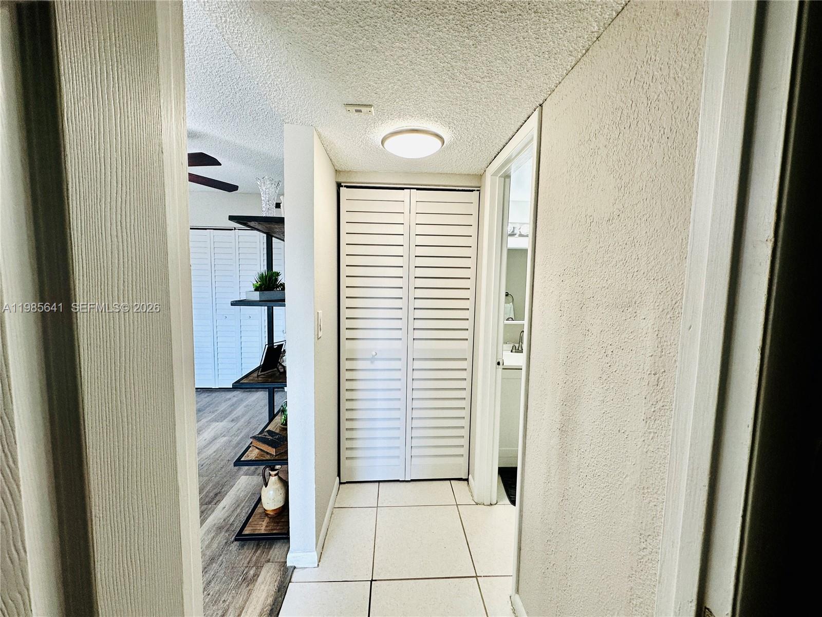 LAKEVIEW GARDENS AT MIAMI - Residential