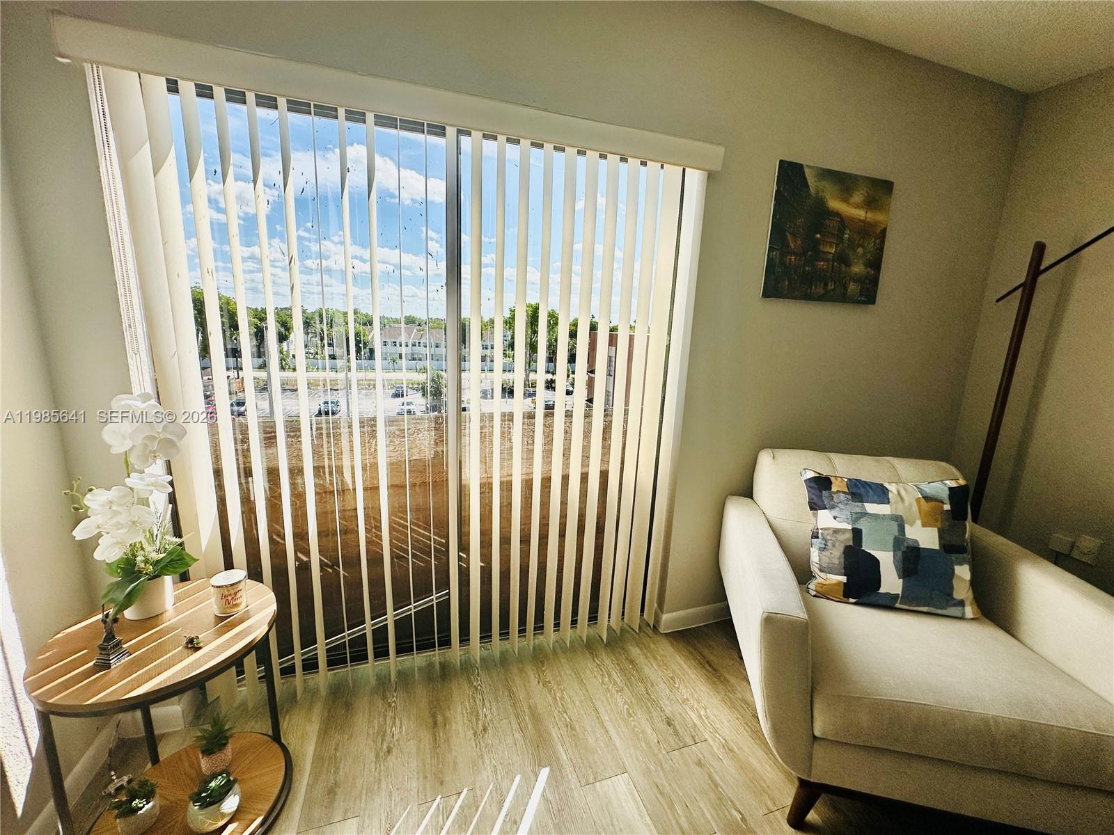 LAKEVIEW GARDENS AT MIAMI - Residential