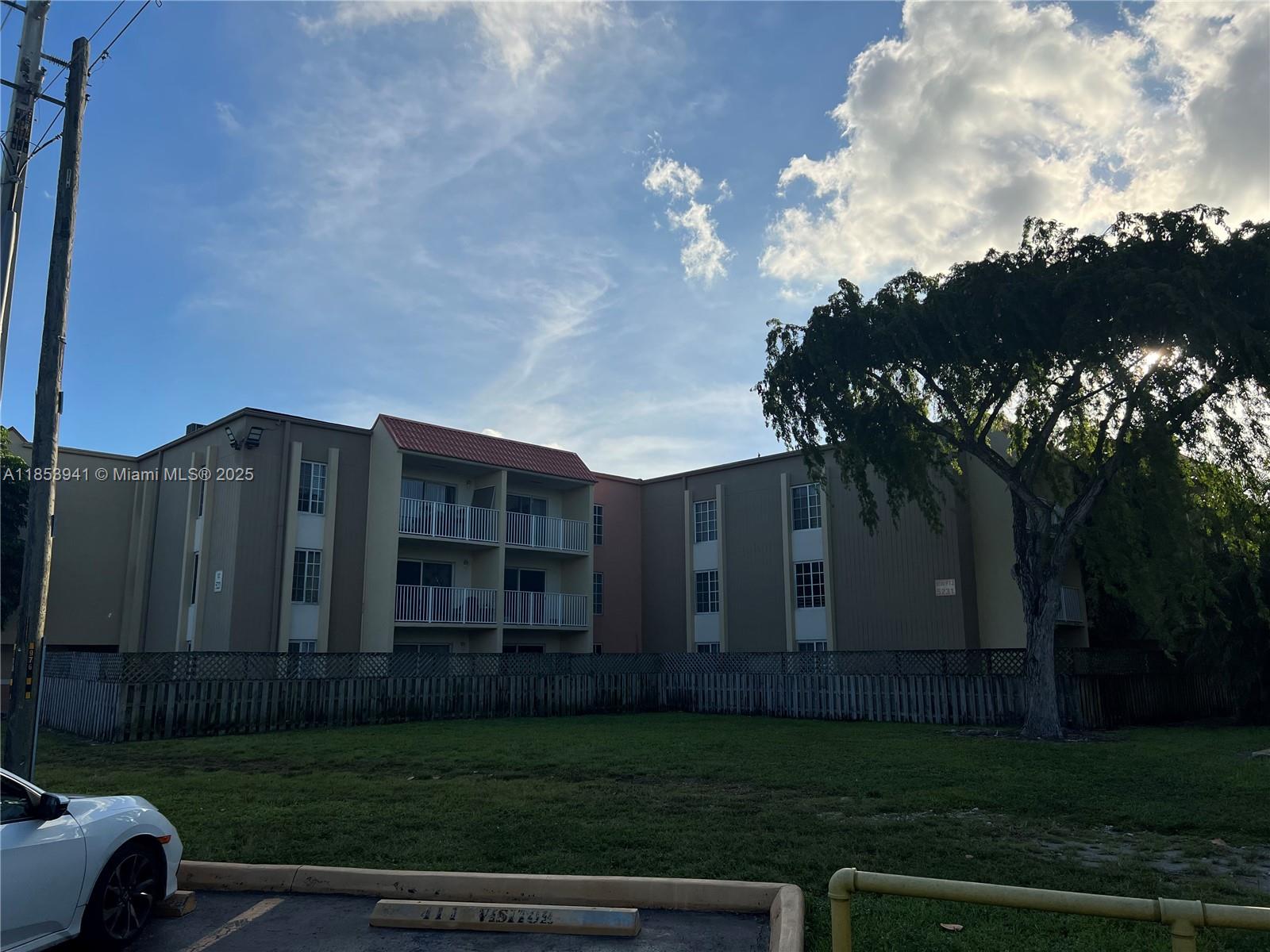 Spacious 1 bed / 1 bath condo in a prime Doral location near Downtown Doral, CityPlace, Doral Central Park, and major highways. First-floor unit with a functional layout and plenty of natural light. Tile flooring throughout and a large walk-in closet. Gated community with great amenities including pool, gym, clubhouse, tennis courts, playground, and laundry facilities. Assigned parking plus guest spaces. Water and HOA included. Small pets welcome. A solid opportunity to live in one of Doral’s most convenient and desirable areas.