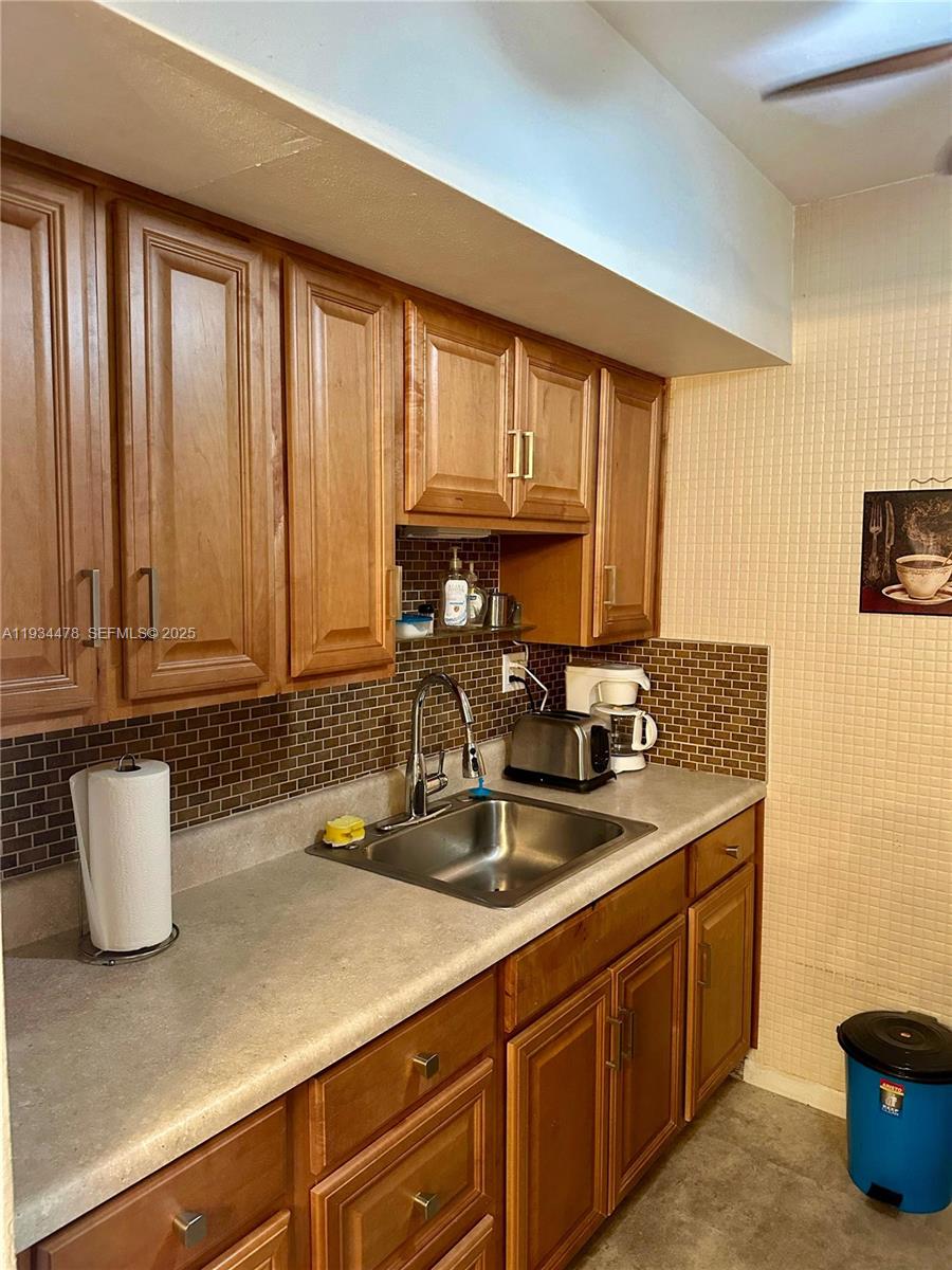 GOLDEN TOWERS NO 2 INC - - Residential