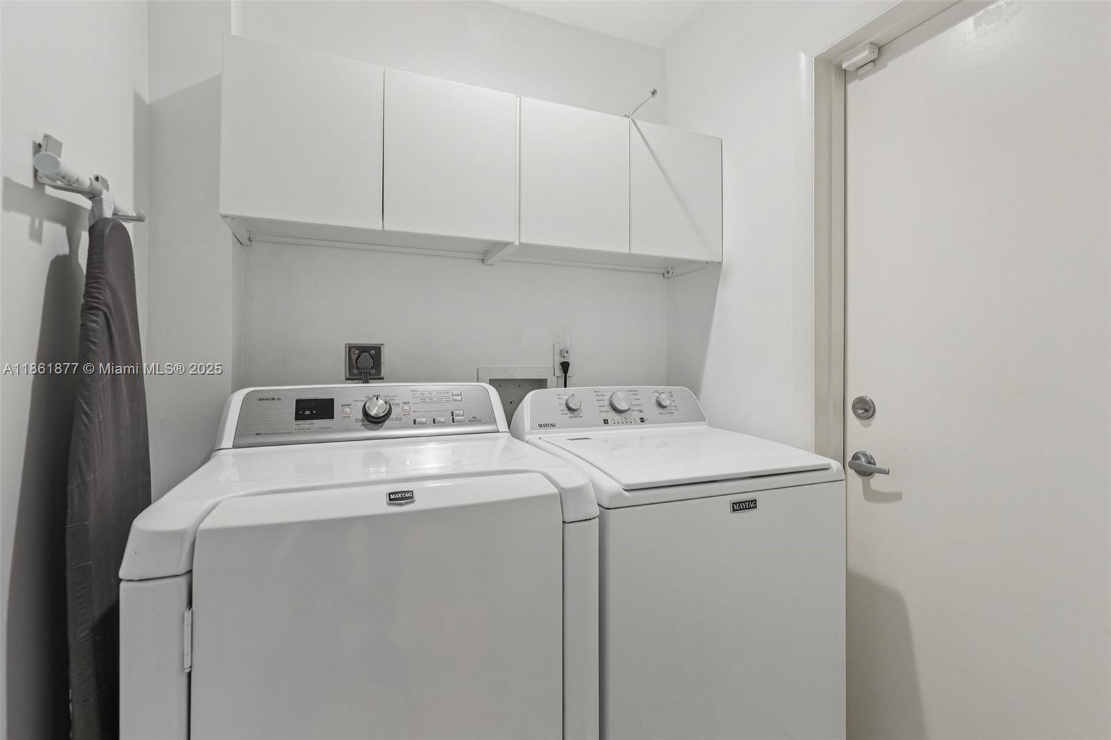 PINE SHORE SEC TWO - Residential