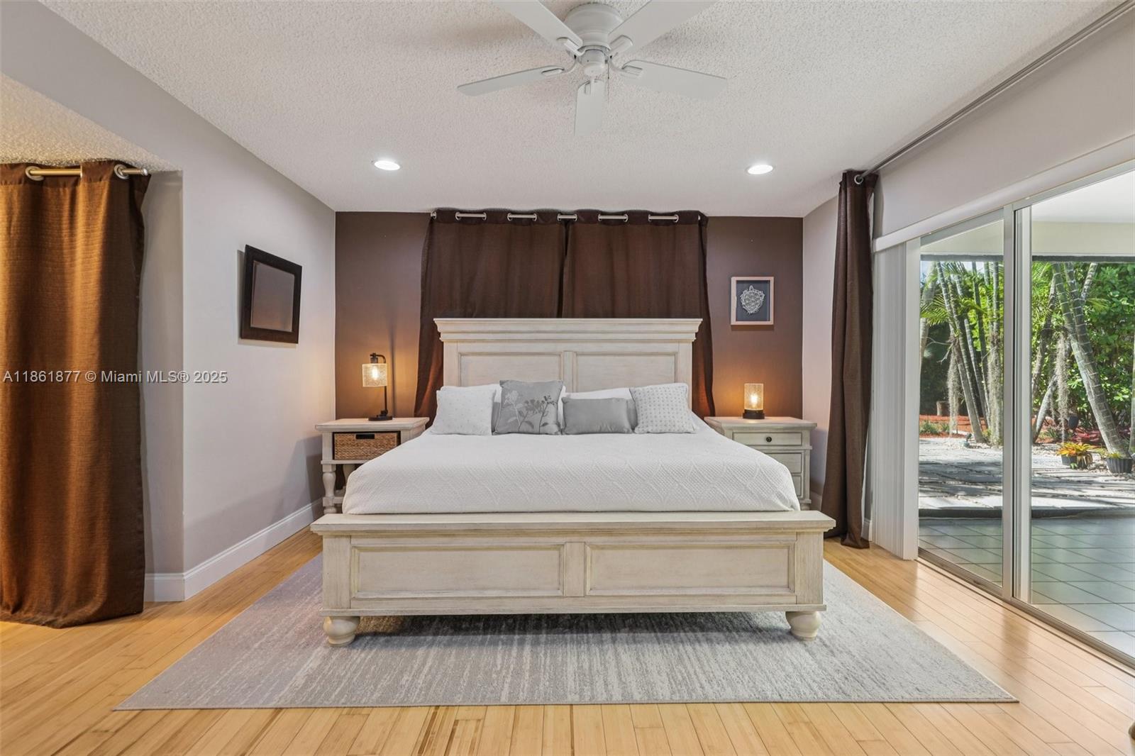 PINE SHORE SEC TWO - Residential