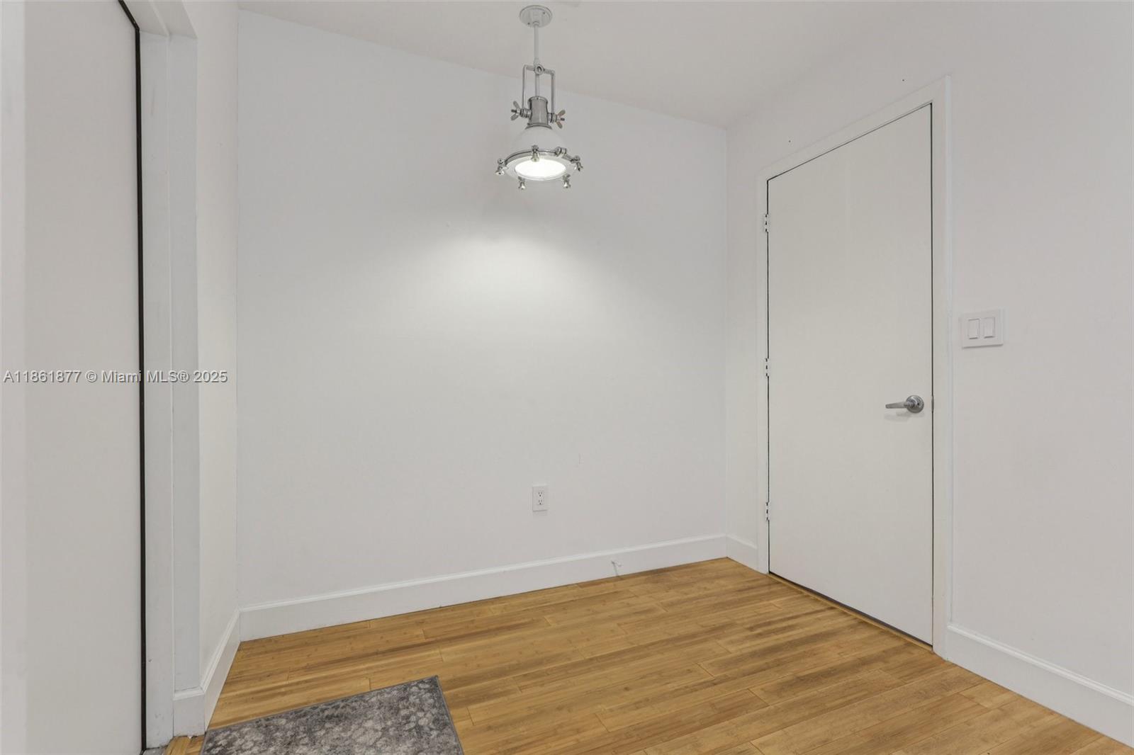 PINE SHORE SEC TWO - Residential