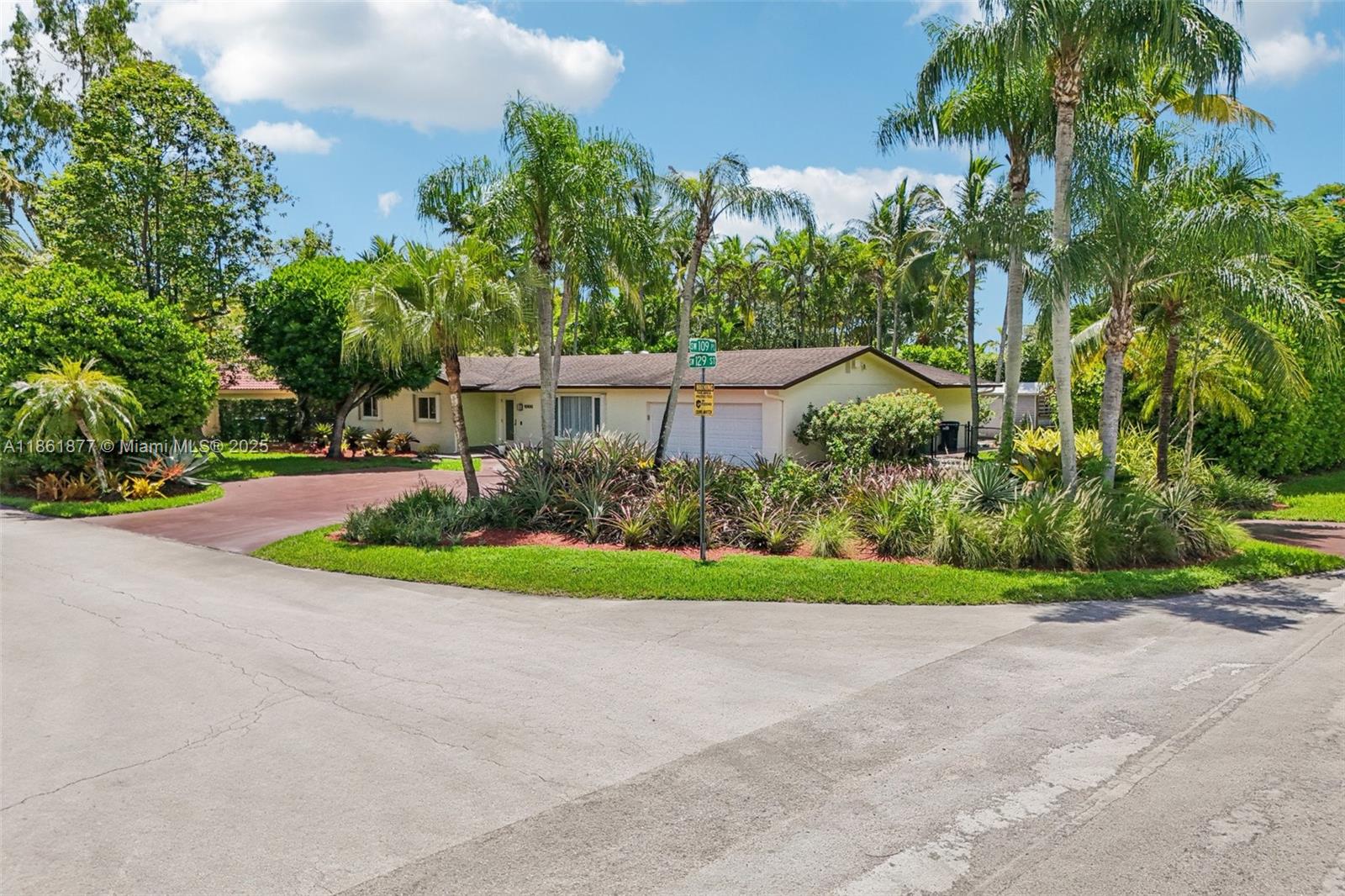 PINE SHORE SEC TWO - Residential