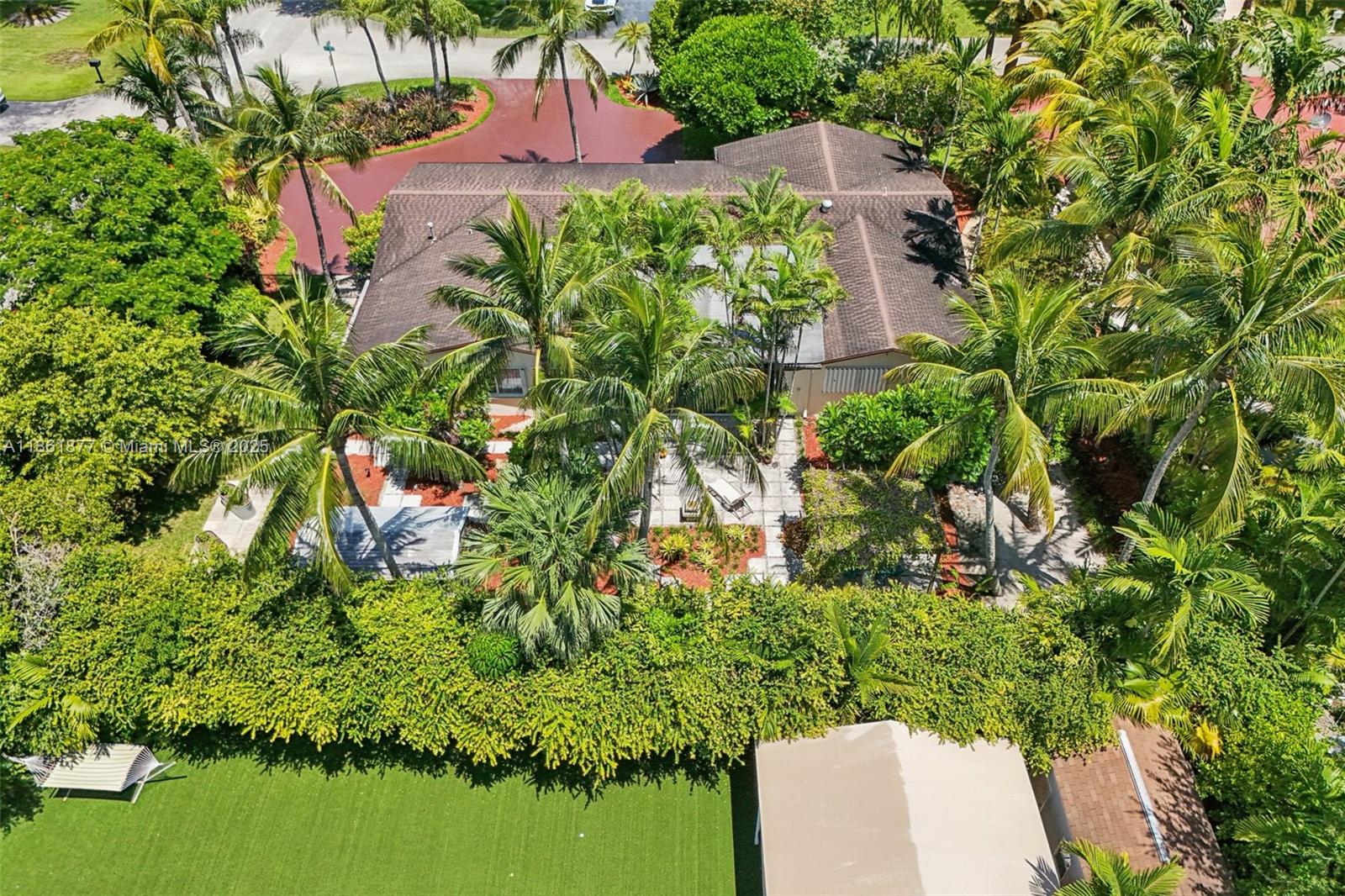 PINE SHORE SEC TWO - Residential