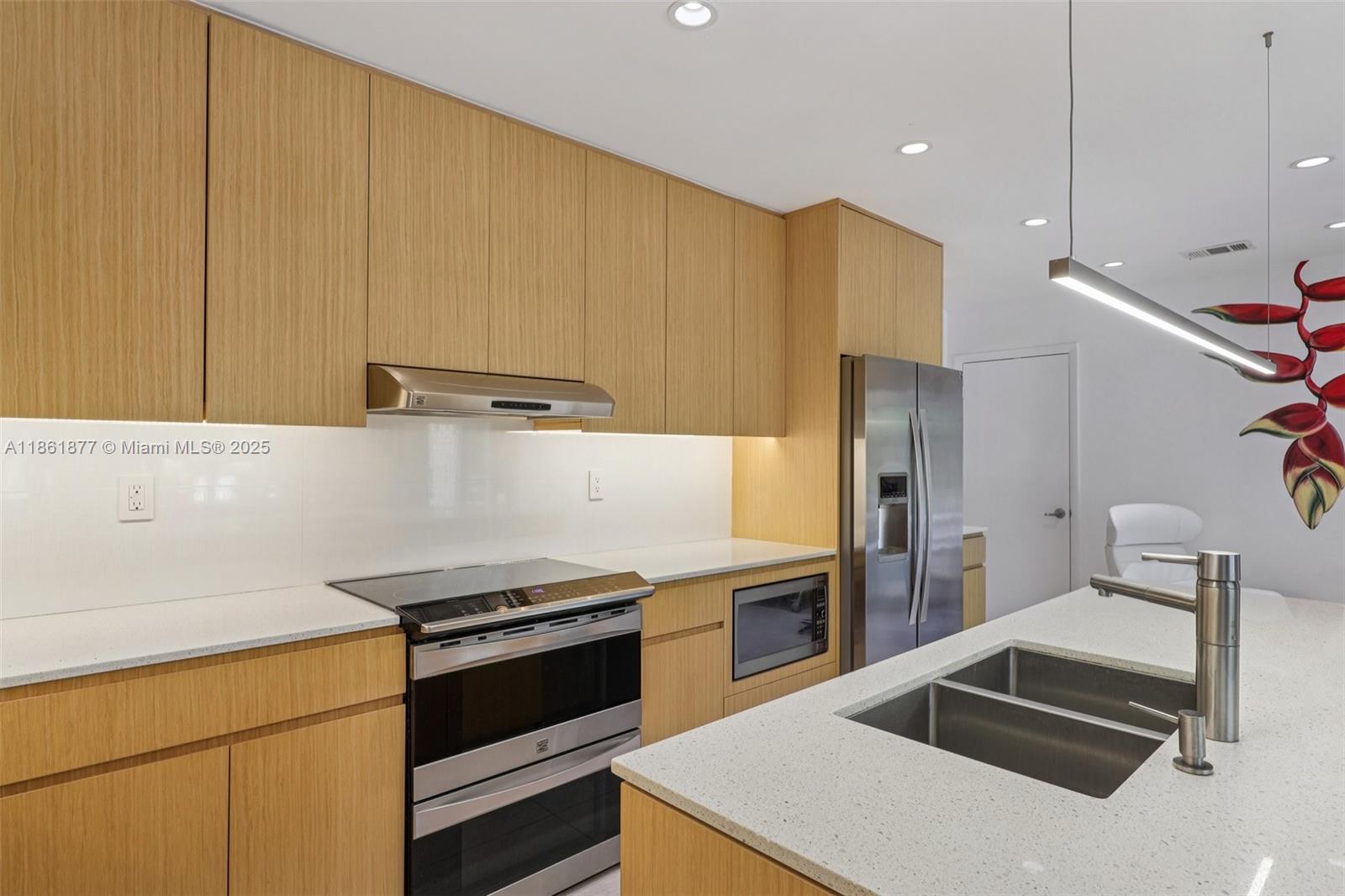 PINE SHORE SEC TWO - Residential