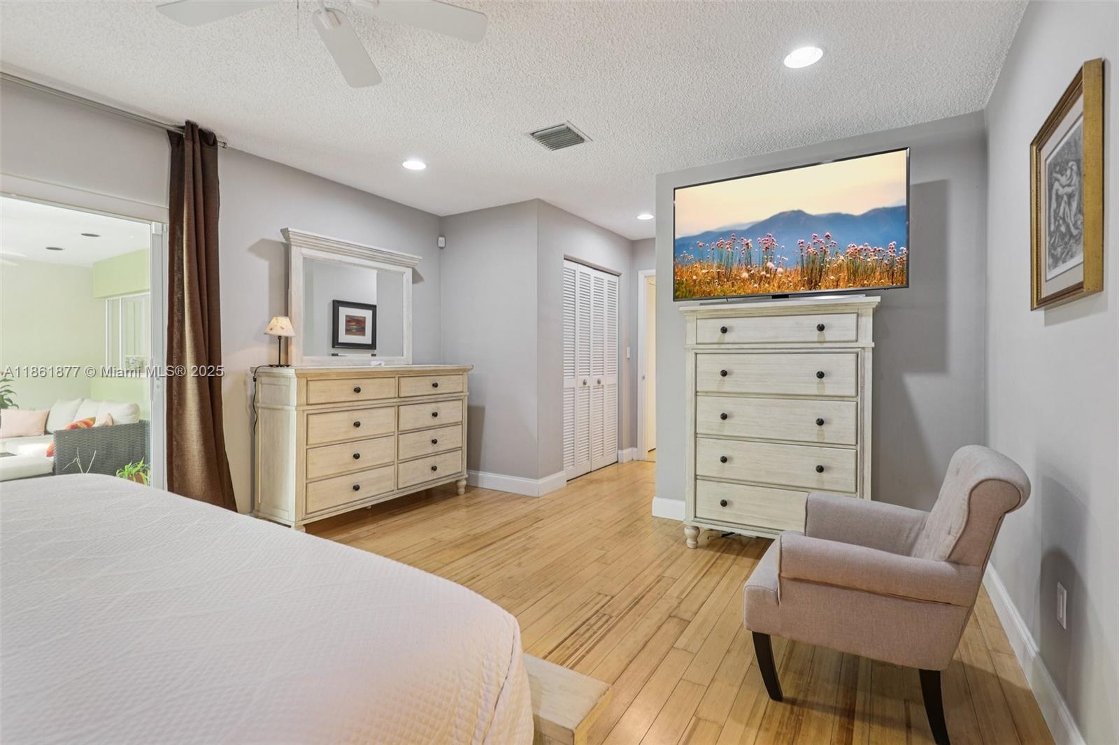 PINE SHORE SEC TWO - Residential