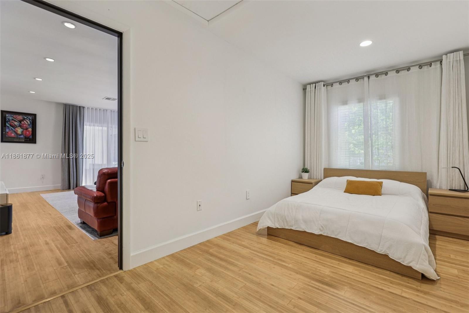 PINE SHORE SEC TWO - Residential