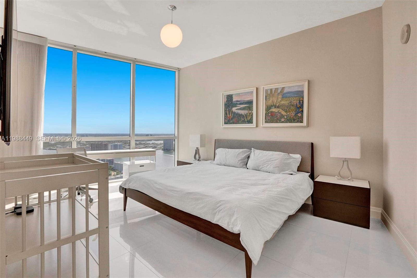 TRUMP ROYALE CONDO - Residential Lease