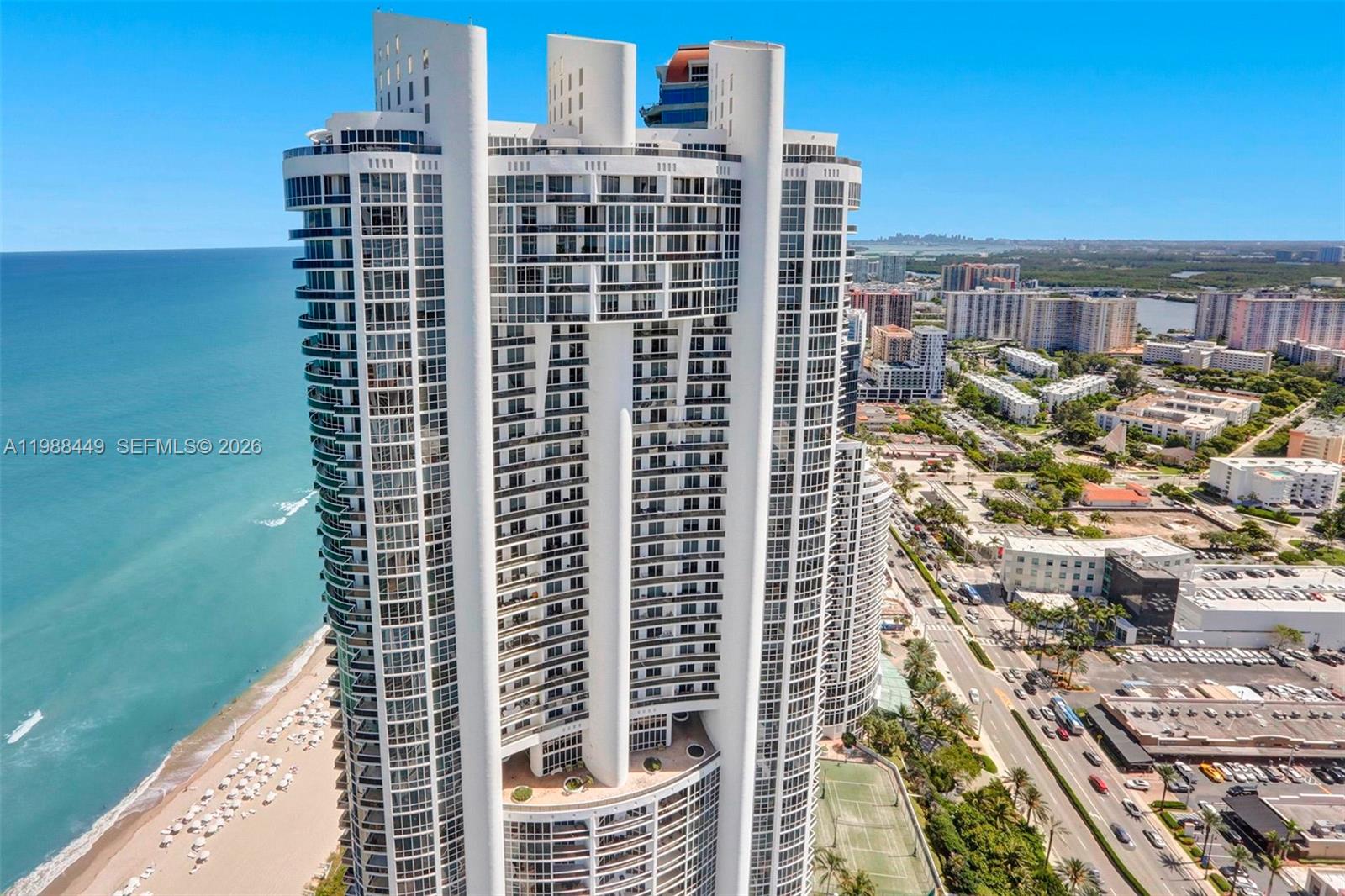 TRUMP ROYALE CONDO - Residential Lease