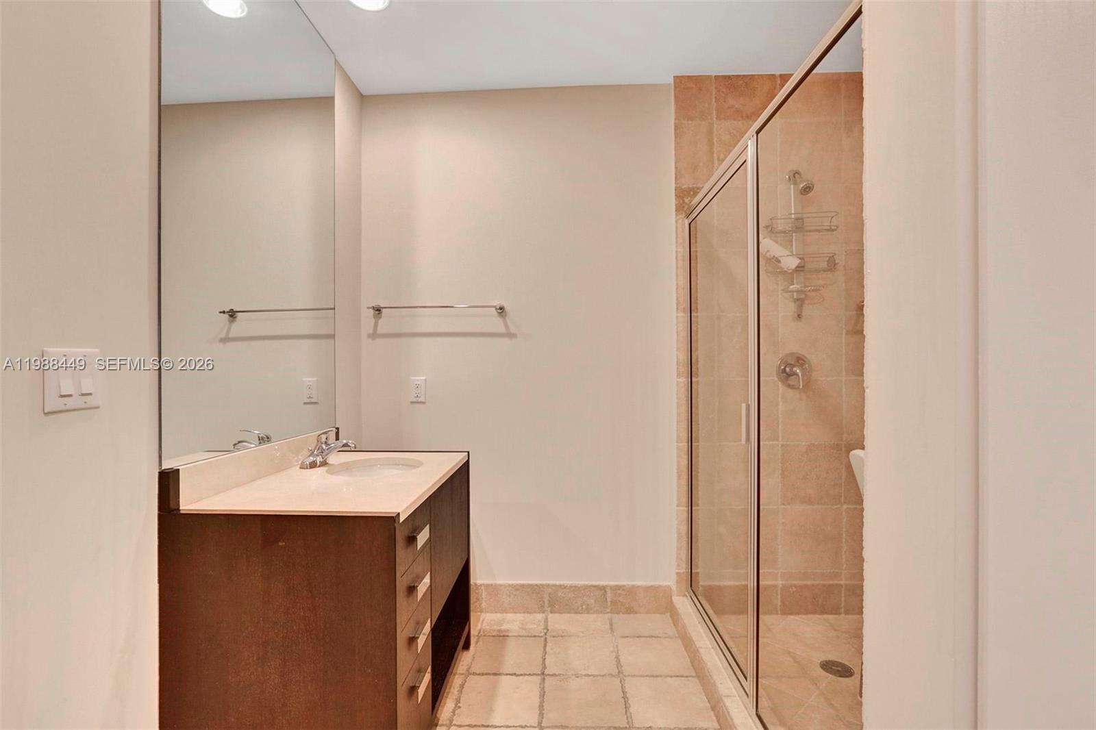 TRUMP ROYALE CONDO - Residential Lease