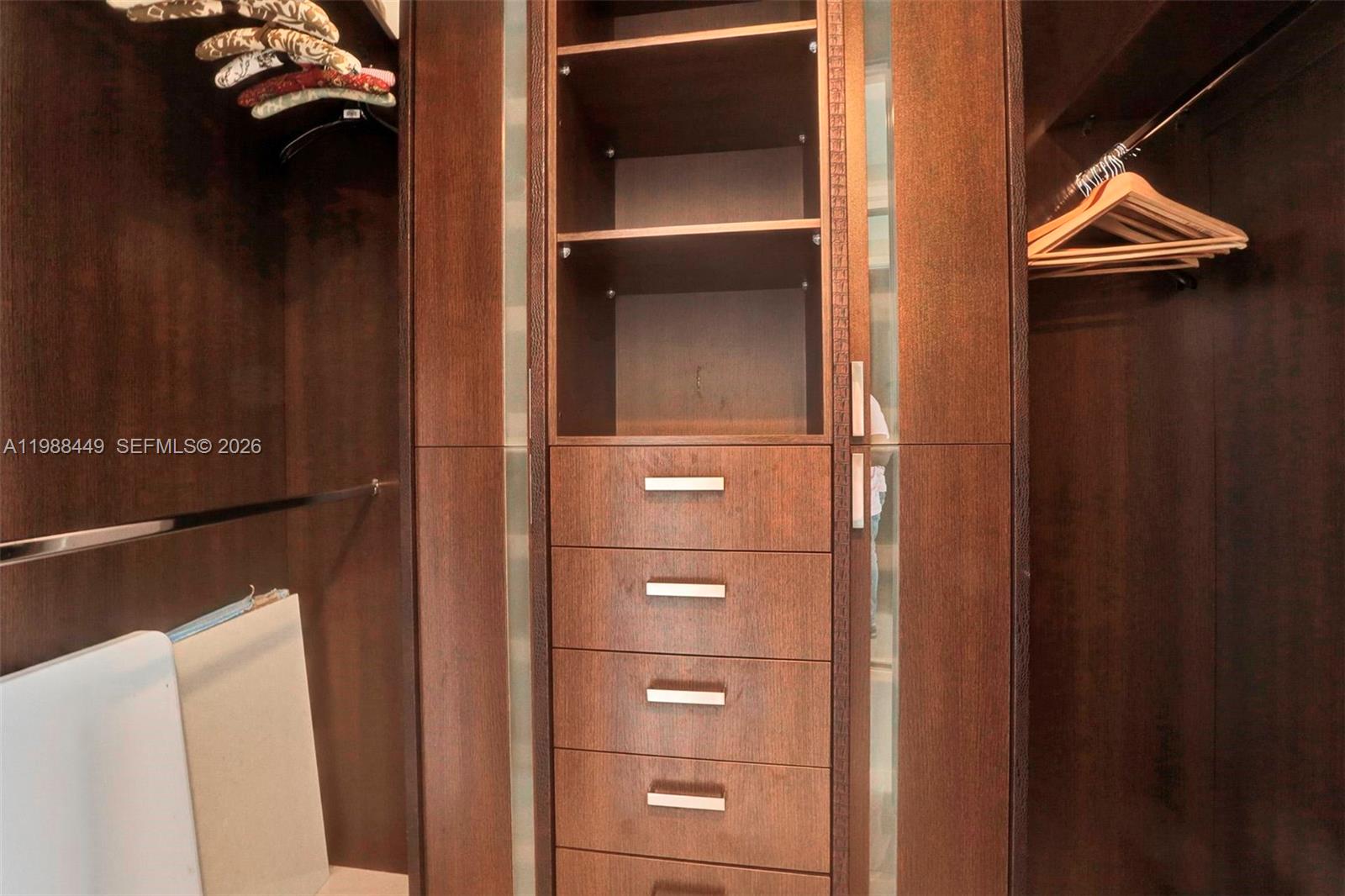 TRUMP ROYALE CONDO - Residential Lease