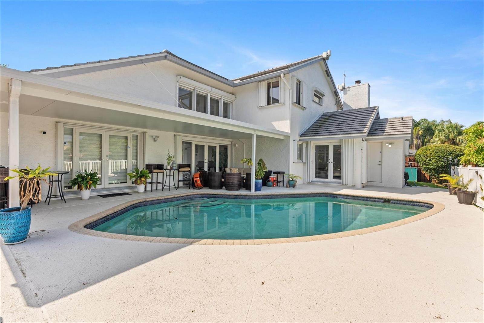 LANDINGS - Residential