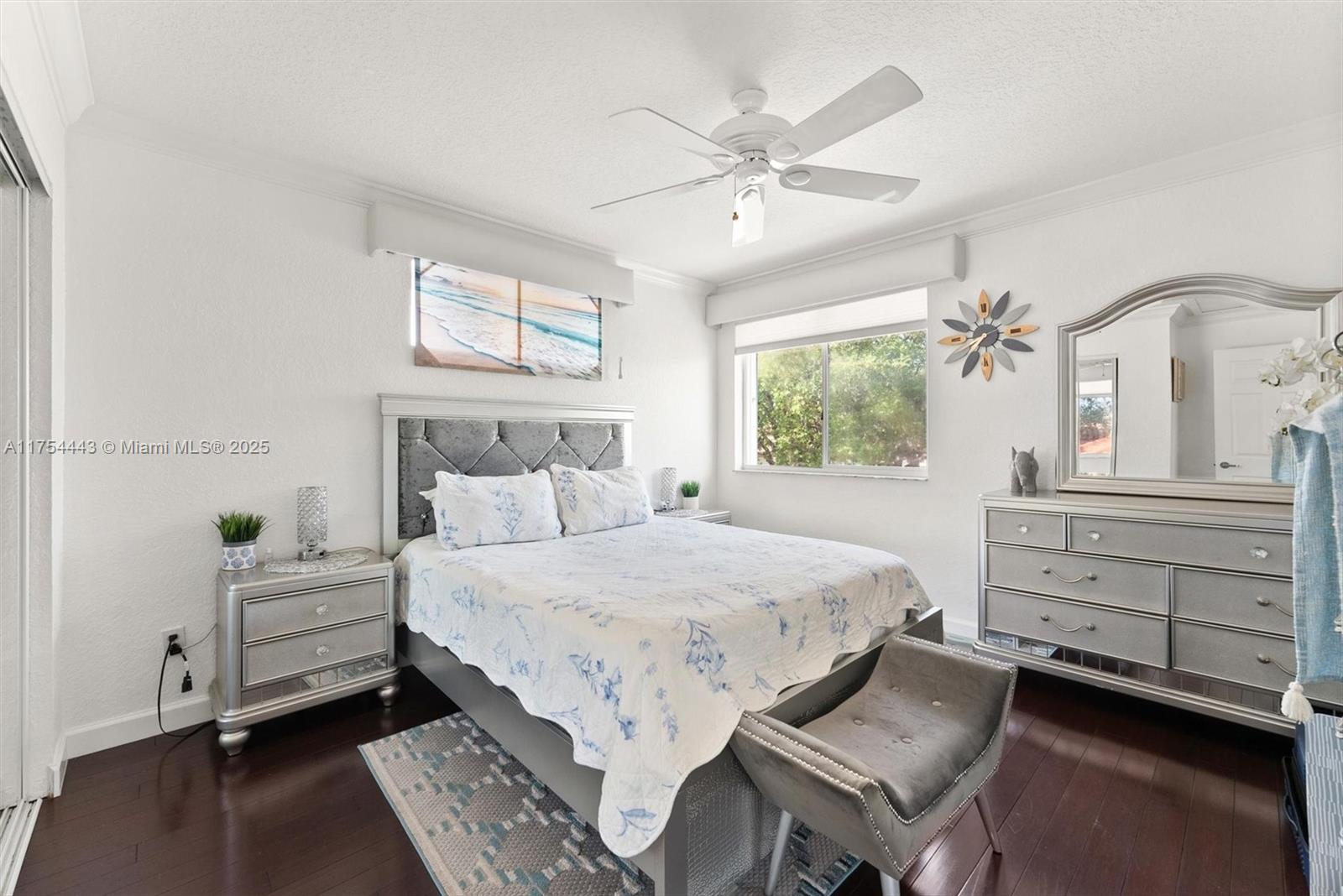LANDINGS - Residential
