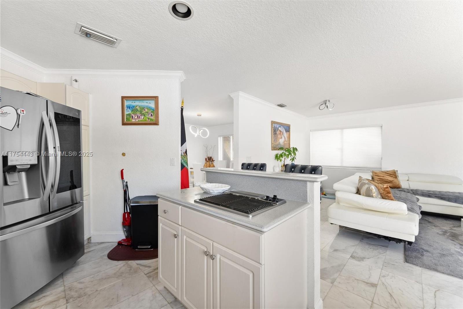 LANDINGS - Residential