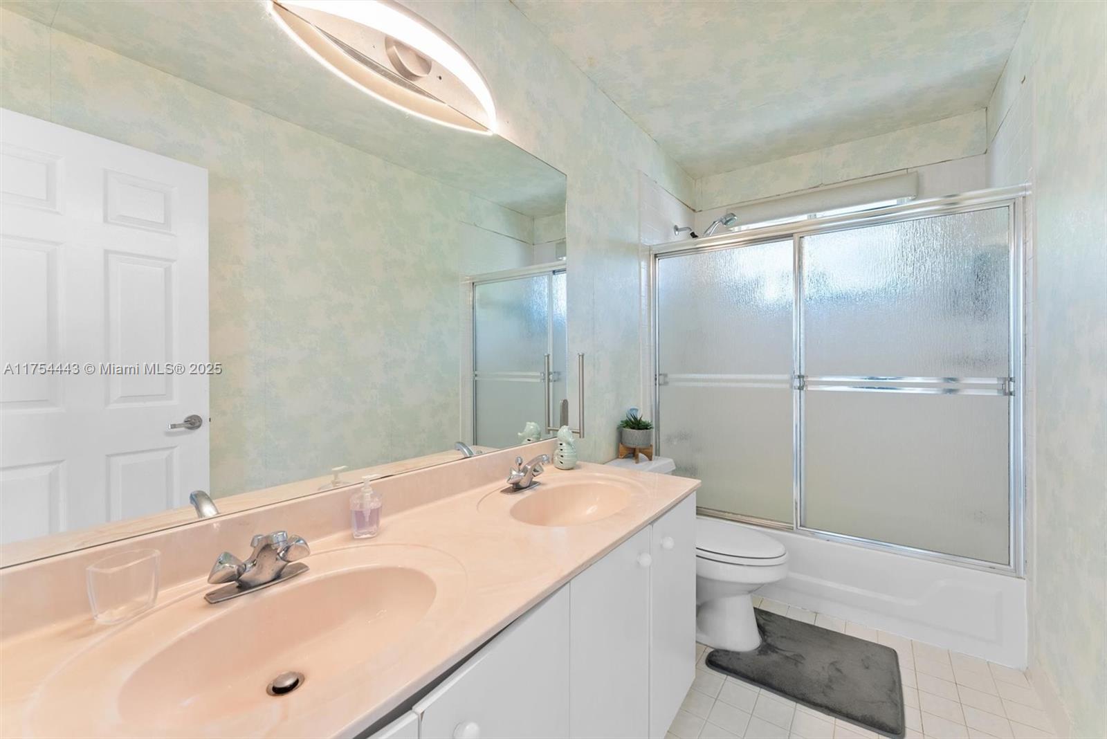LANDINGS - Residential