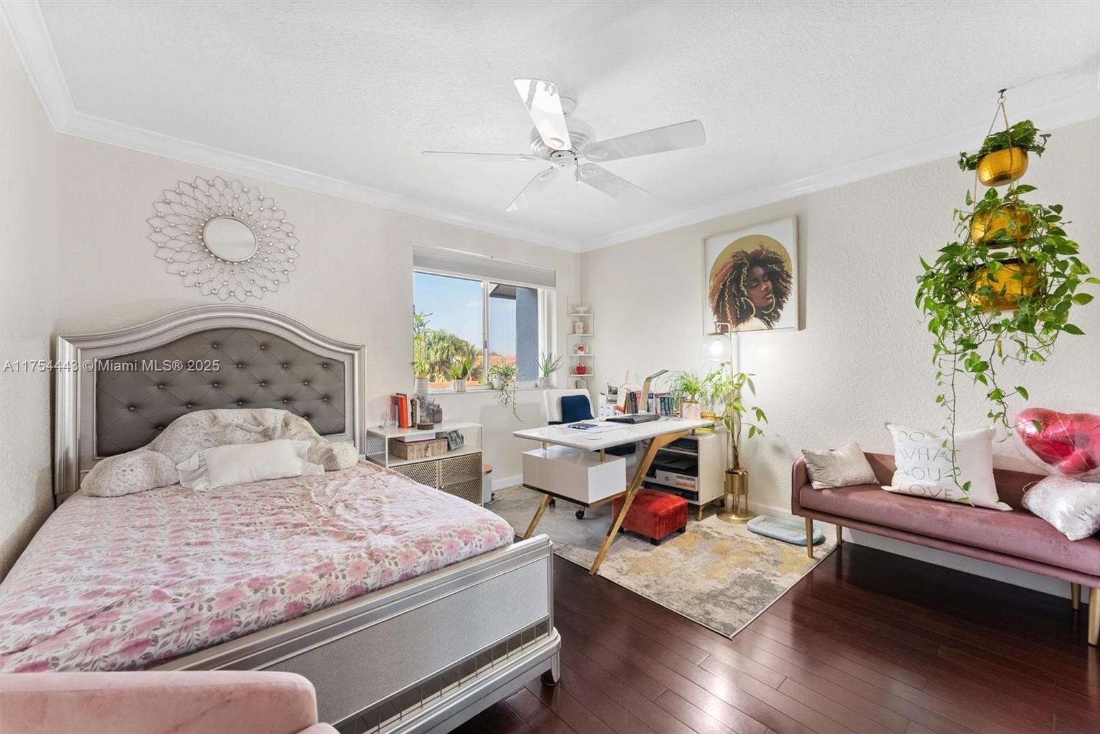 LANDINGS - Residential