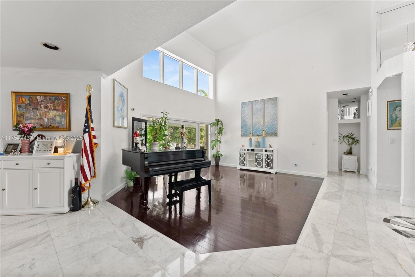 LANDINGS - Residential