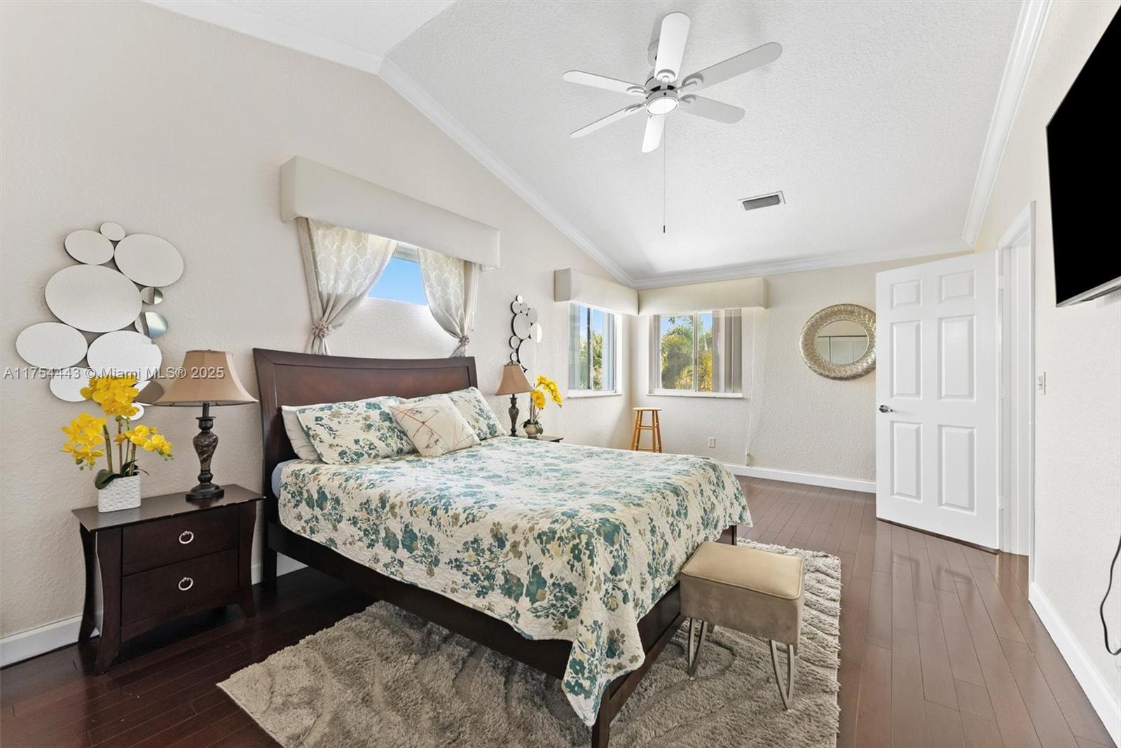 LANDINGS - Residential