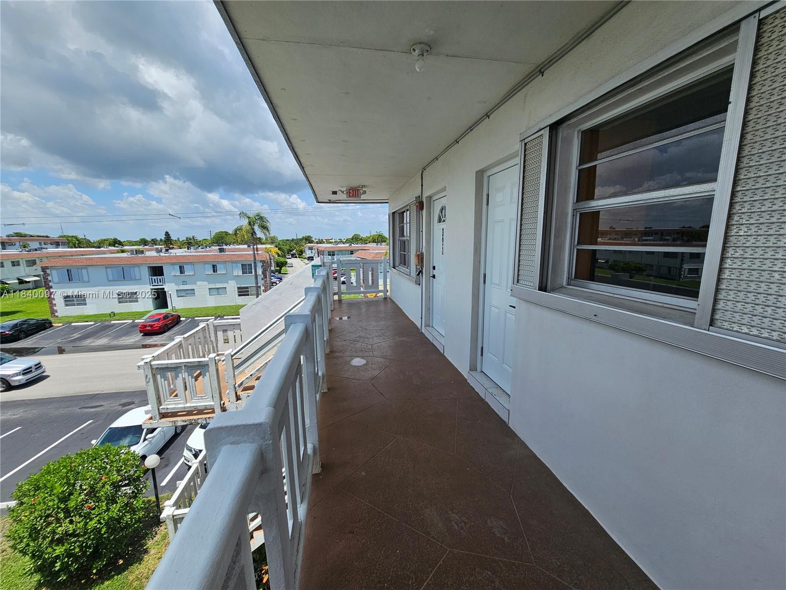 PARK SOUTH SEVEN INC COND - Residential Lease