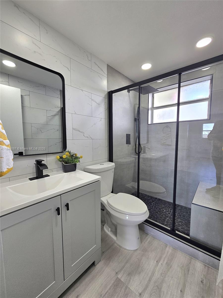 PARK SOUTH SEVEN INC COND - Residential Lease