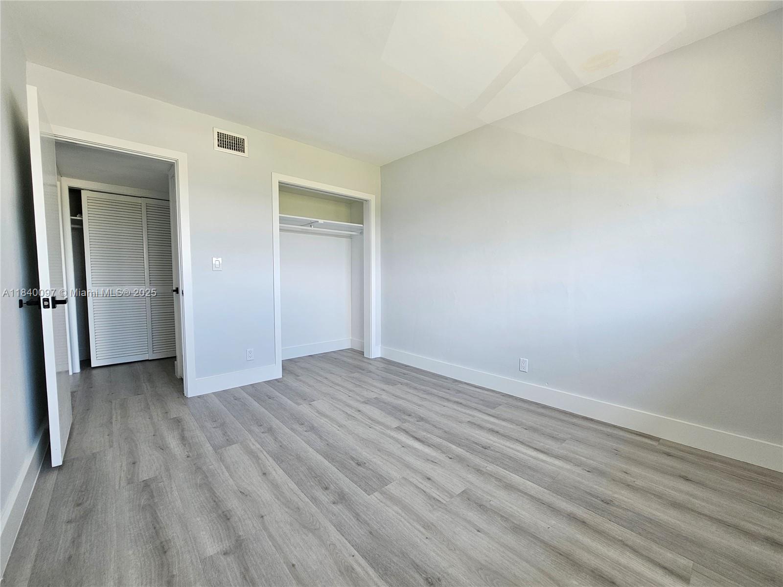 PARK SOUTH SEVEN INC COND - Residential Lease