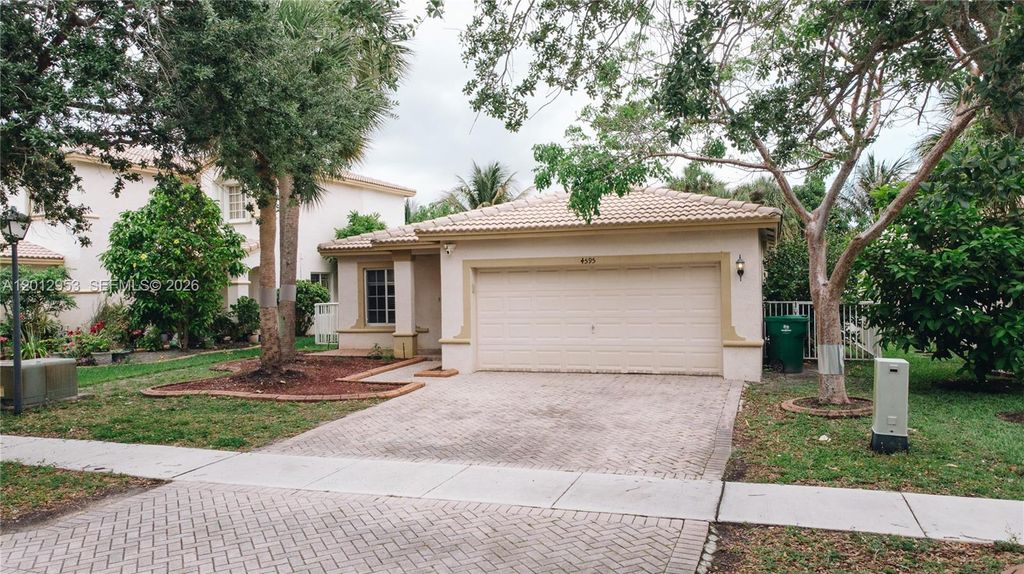 Photo of 4595 SW 125th Ln, Miramar, FL 33027 (MLS # A12012953)