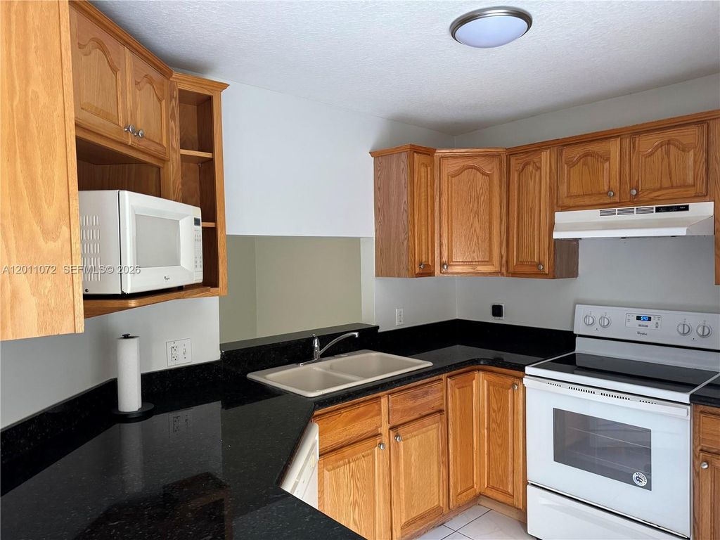 Photo of 3811 Simms St #3811, Hollywood, FL 33021 (MLS # A12011072)