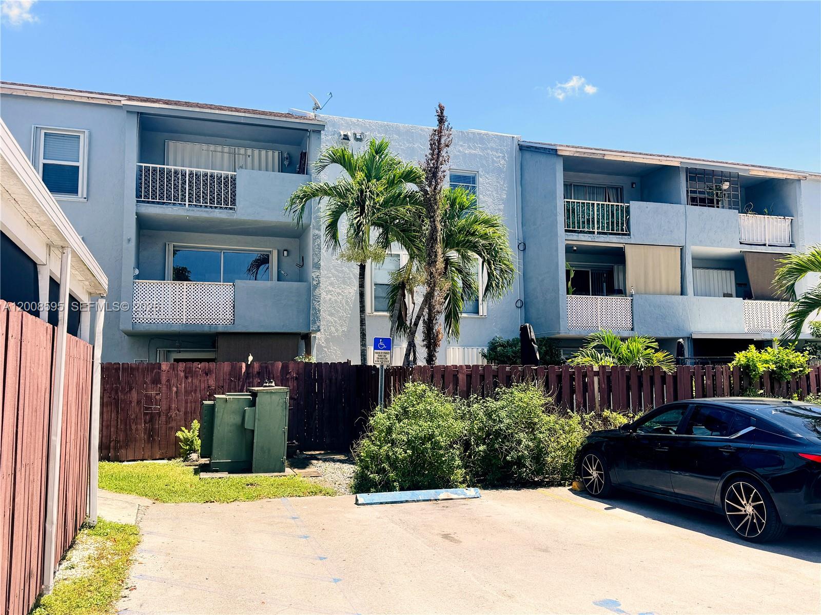 LOS SUENOS CONDO - Residential