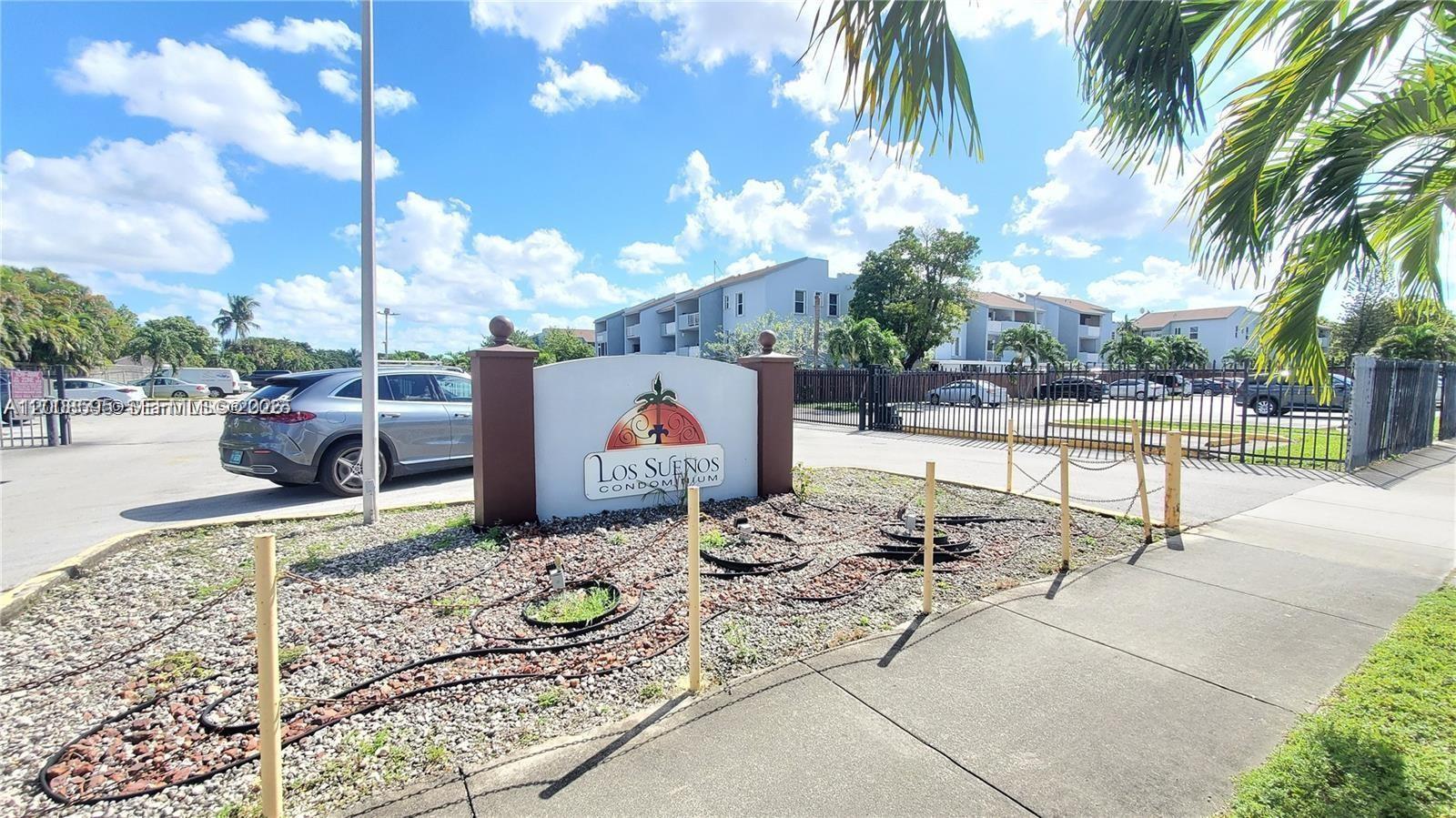 LOS SUENOS CONDO - Residential