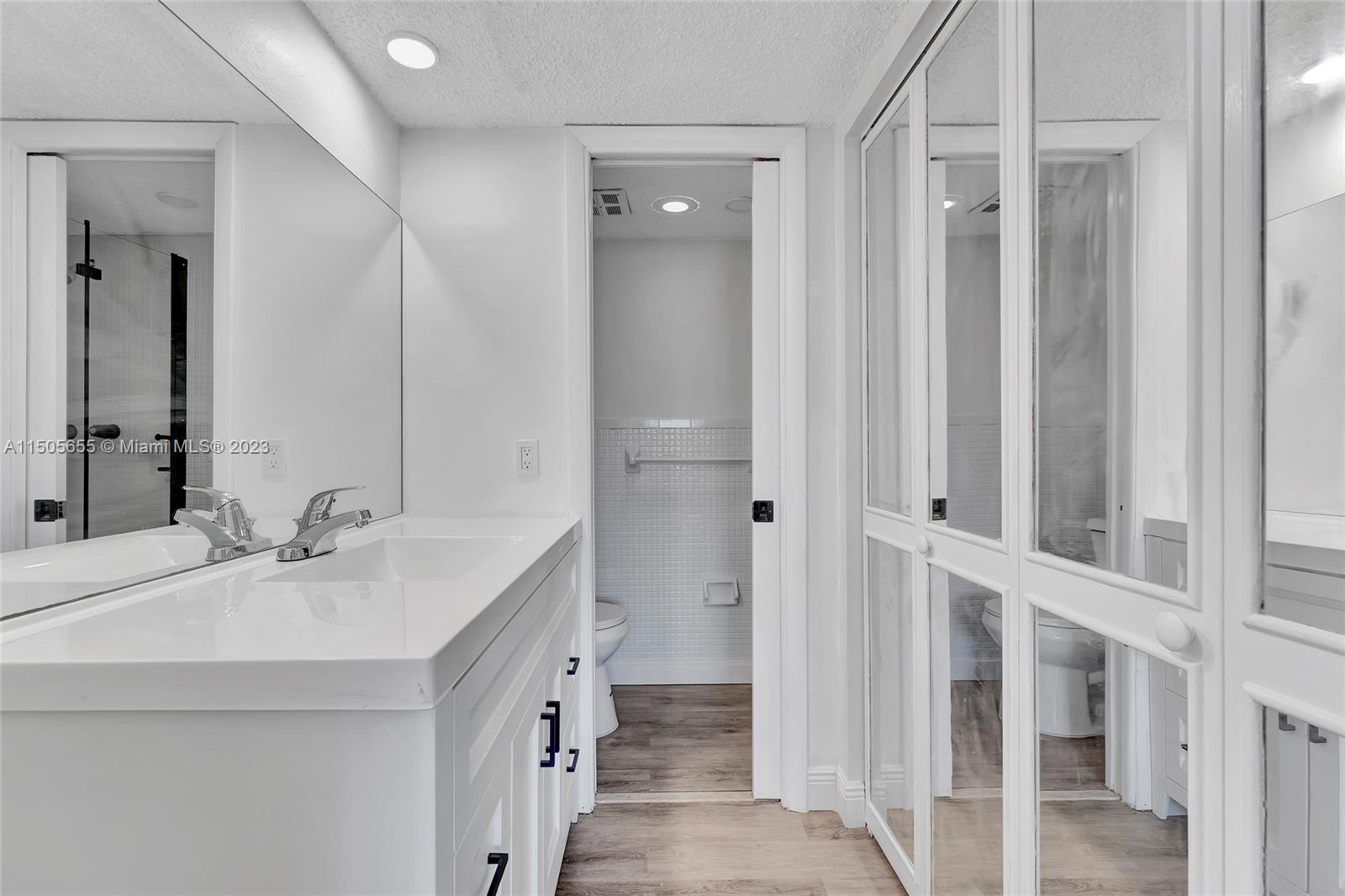 UNIVERSITY MANORS CONDO - Residential Lease